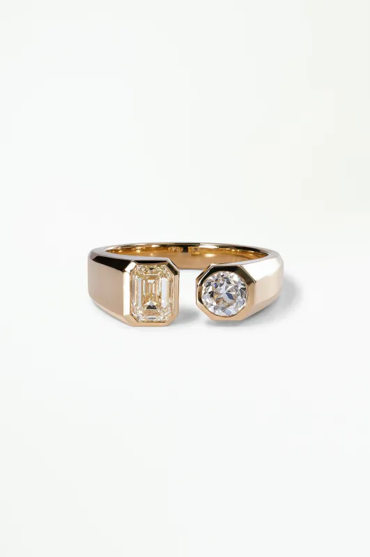 One of a Kind Diamond Dyad Signet Ring No. 16 made by WWAKE