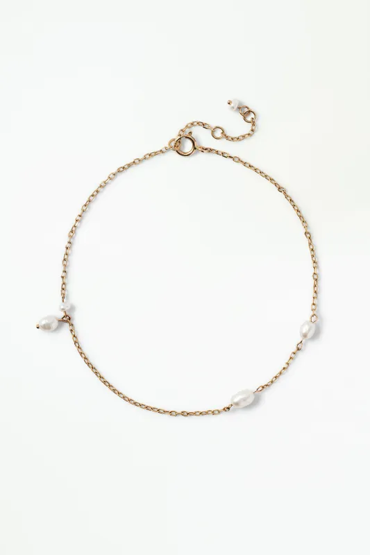 Pearl Spindle Bracelet made by WWAKE