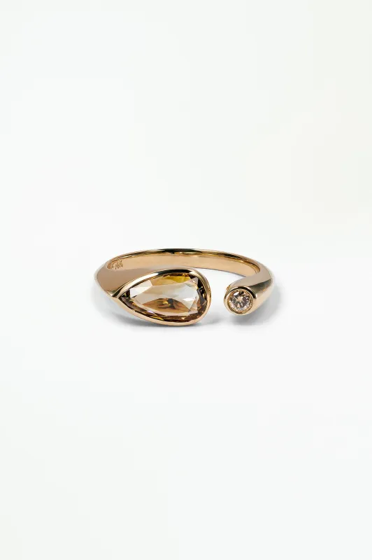 One of a Kind Pear Rose Cut and Round Brilliant Cut Champagne Diamond Dyad Signet Ring No. 12 made by WWAKE