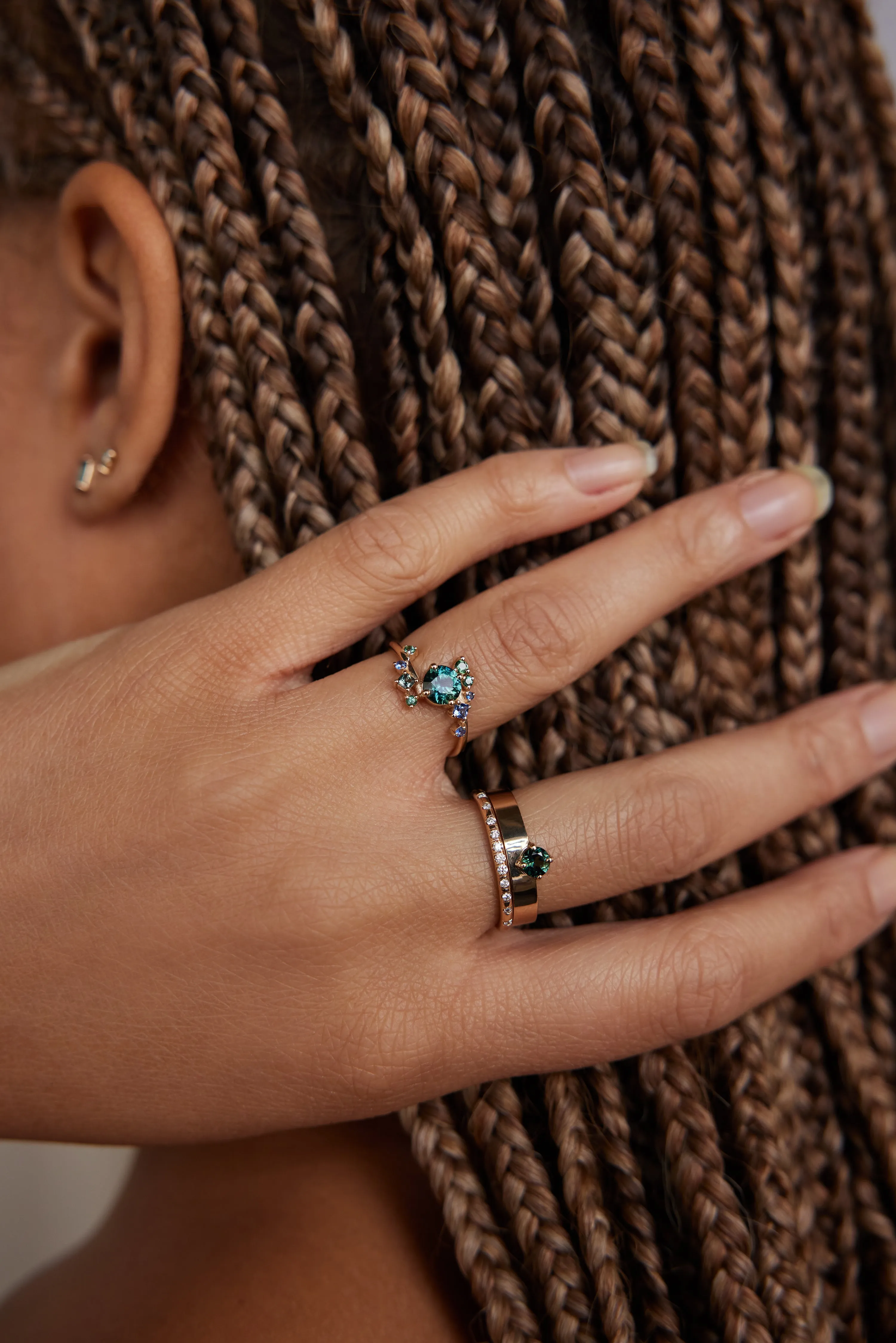 One of a Kind Round Brilliant Cut Gradient Sapphire Celestial Ring No. 1 sold by WWAKE product image thumbnail 4