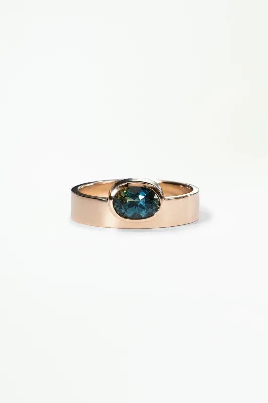One of a Kind Oval Brilliant Cut Sapphire Monolith Ring No. 4 made by WWAKE