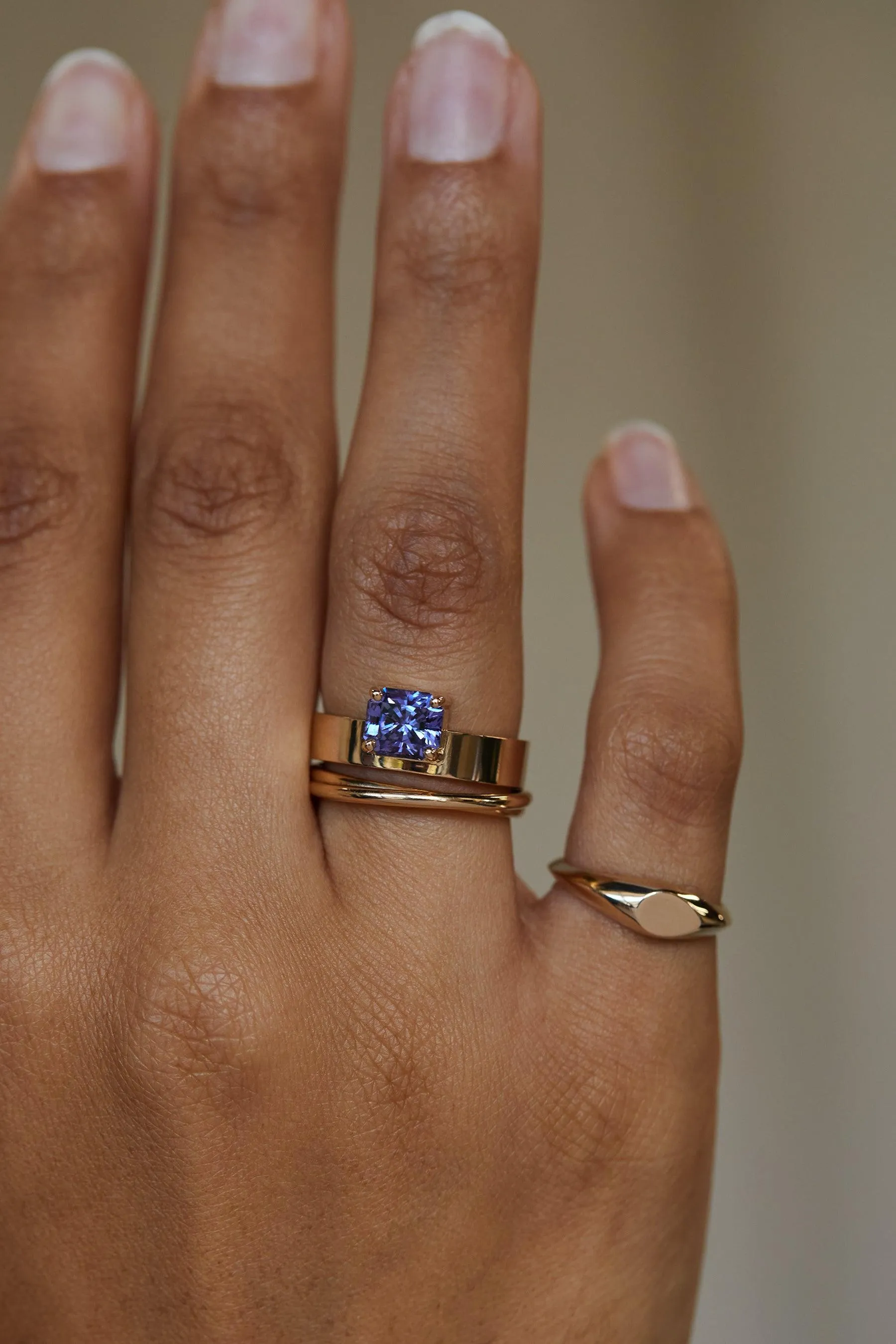 One of a Kind Horizontal Color Change Sapphire Monolith sold by WWAKE product image thumbnail 2