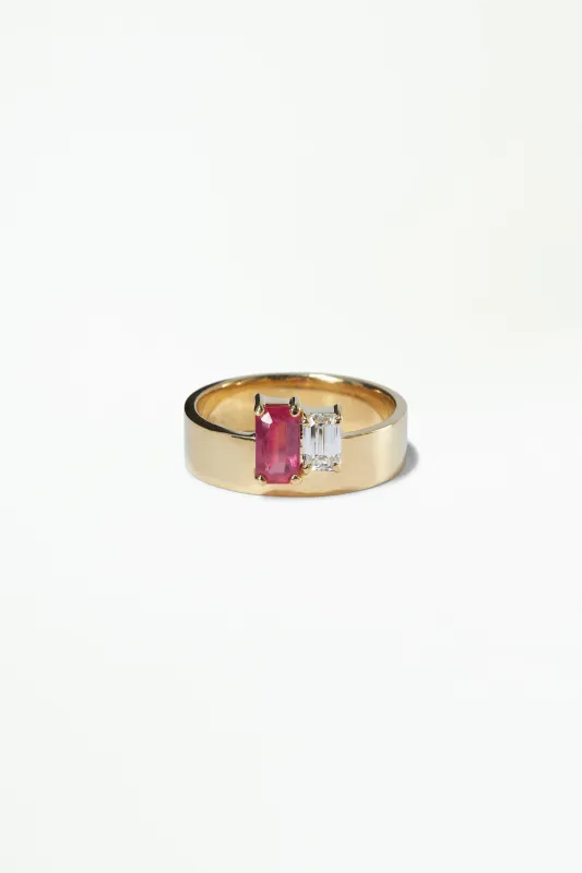 One of a Kind Bricolage Ring No. 9 made by WWAKE