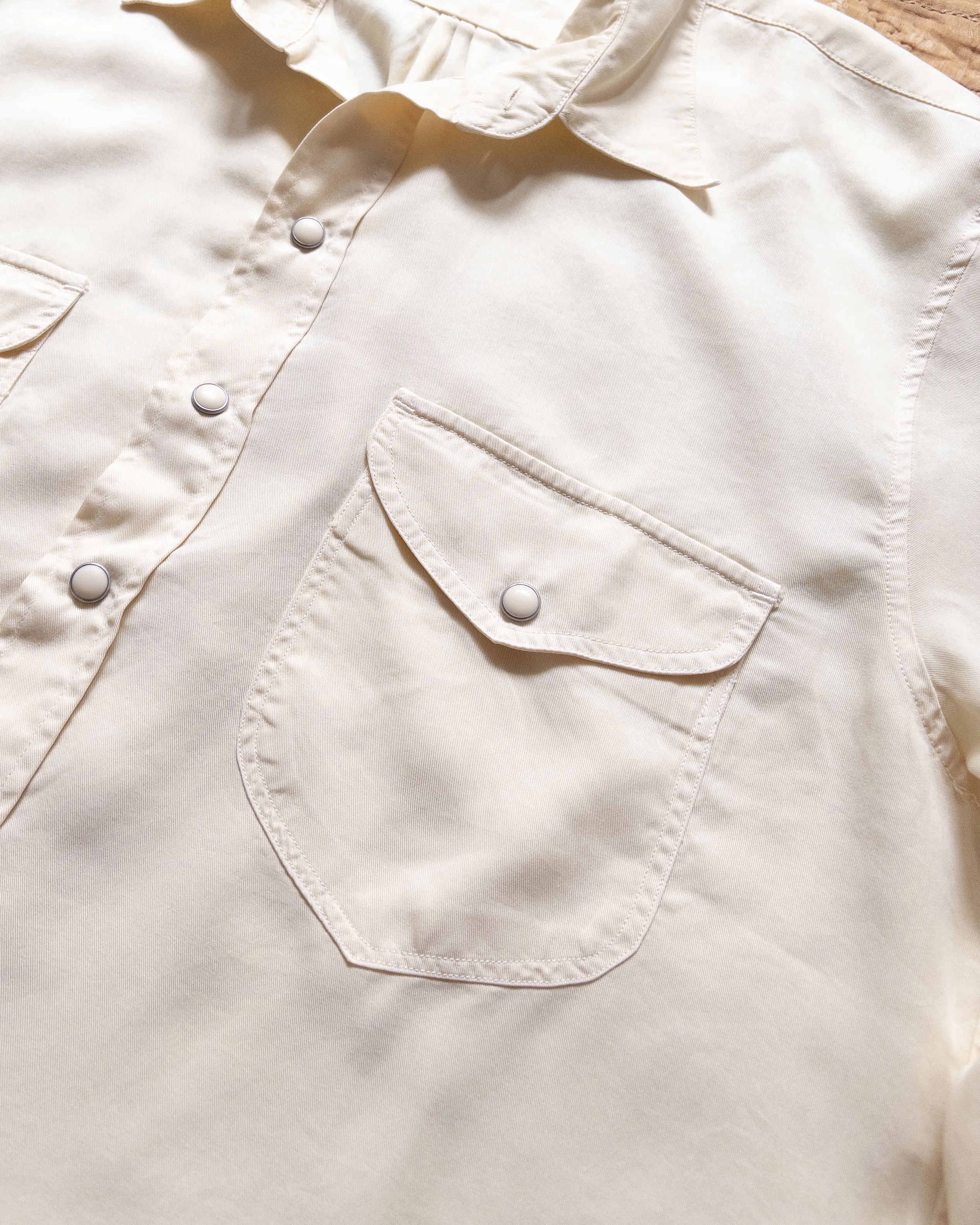 Tencel Gabardine Pearlsnap Shirt - Buttermilk sold by Wythe NY product image thumbnail 2