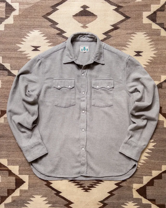 Washed Flannel Pearlsnap Shirt - Dapple Grey made by Wythe NY