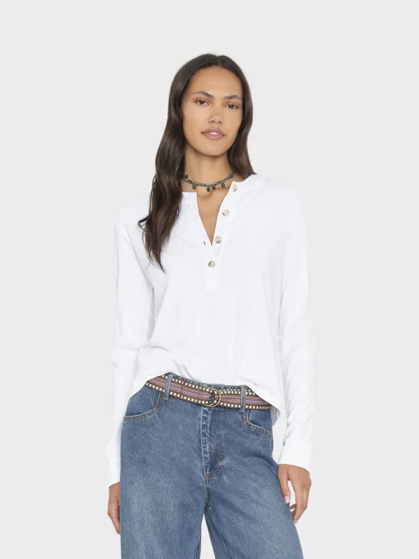 White Lucas Tee made by XiRENA
