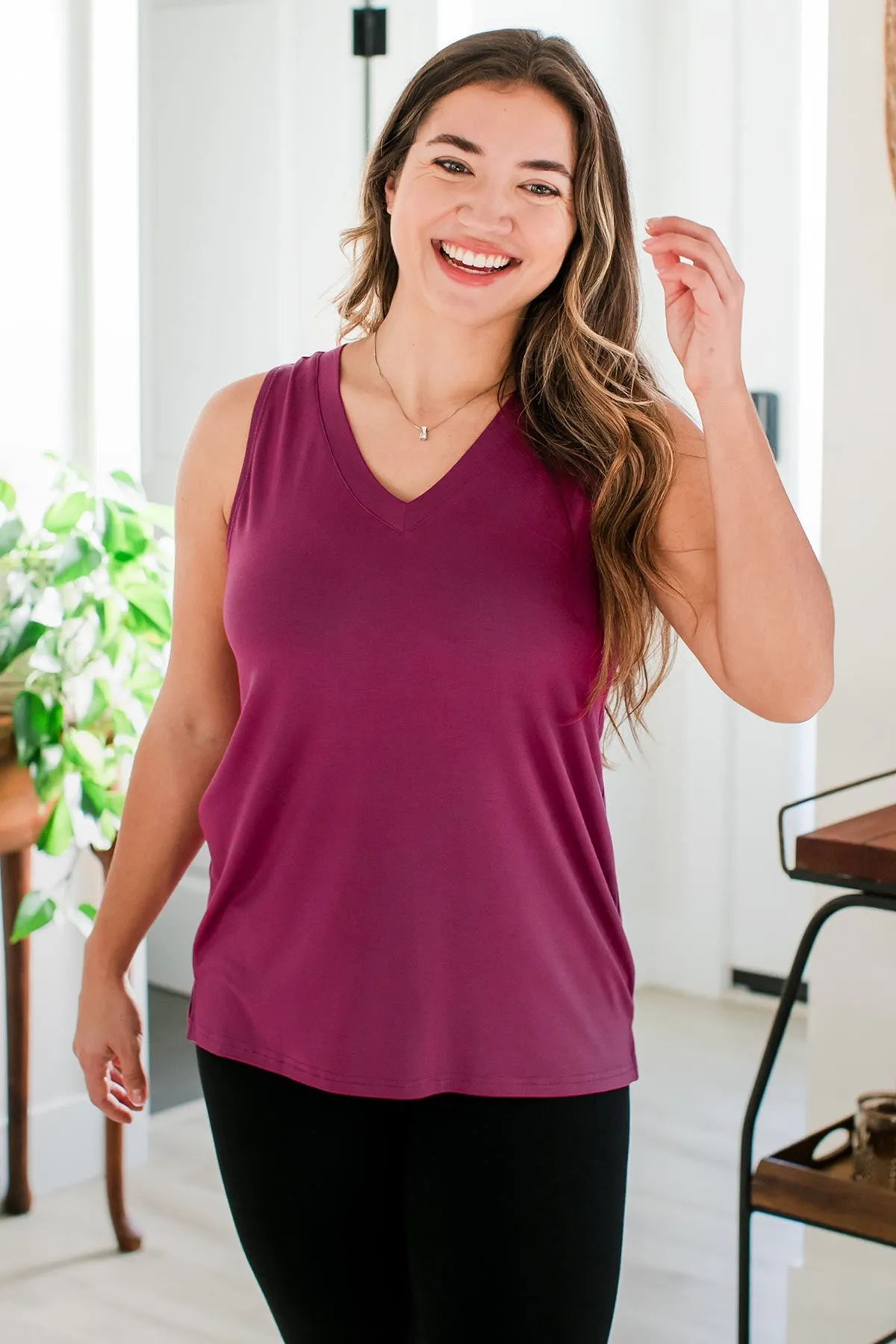 Ginger V-Neck Racerback Bamboo Tank Top sold by Yala product image thumbnail 2