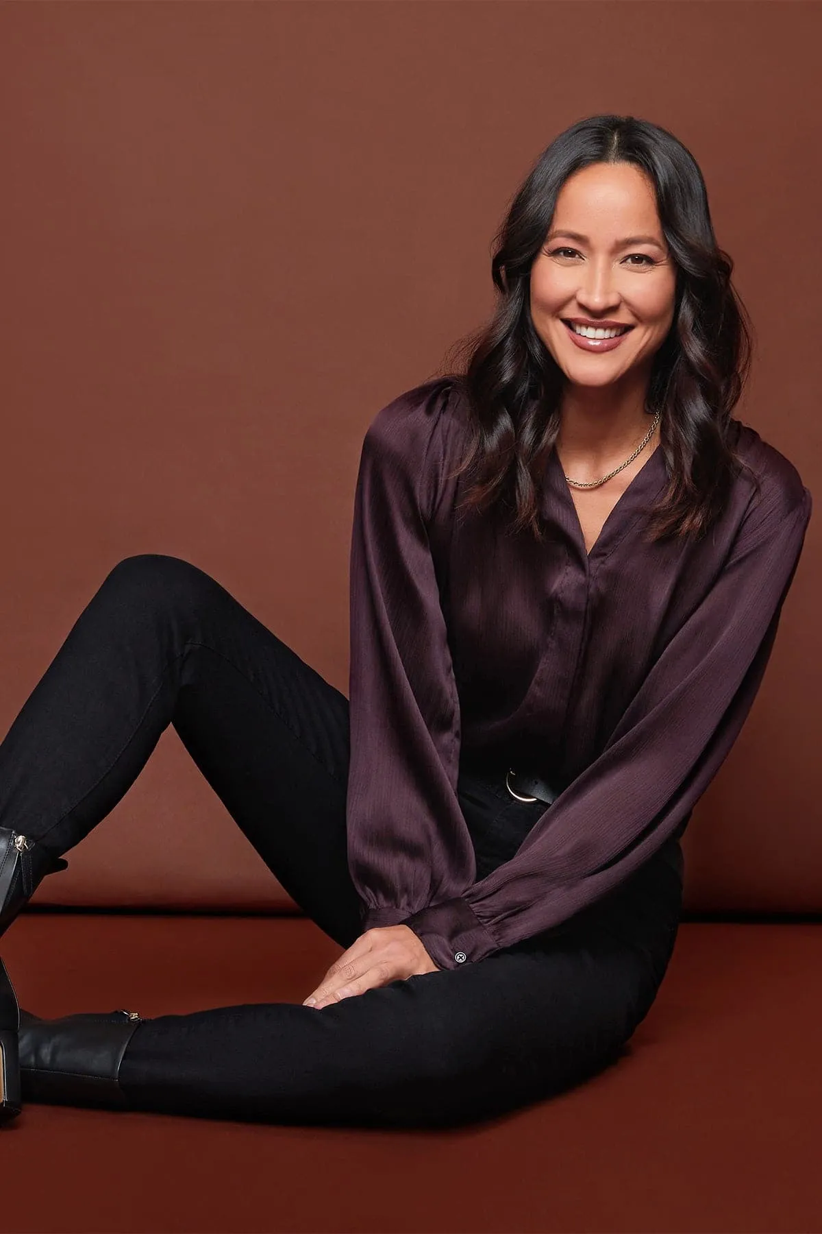 Women's Secrets Mid Rise Skinny Jean sold by YMI product image thumbnail 2