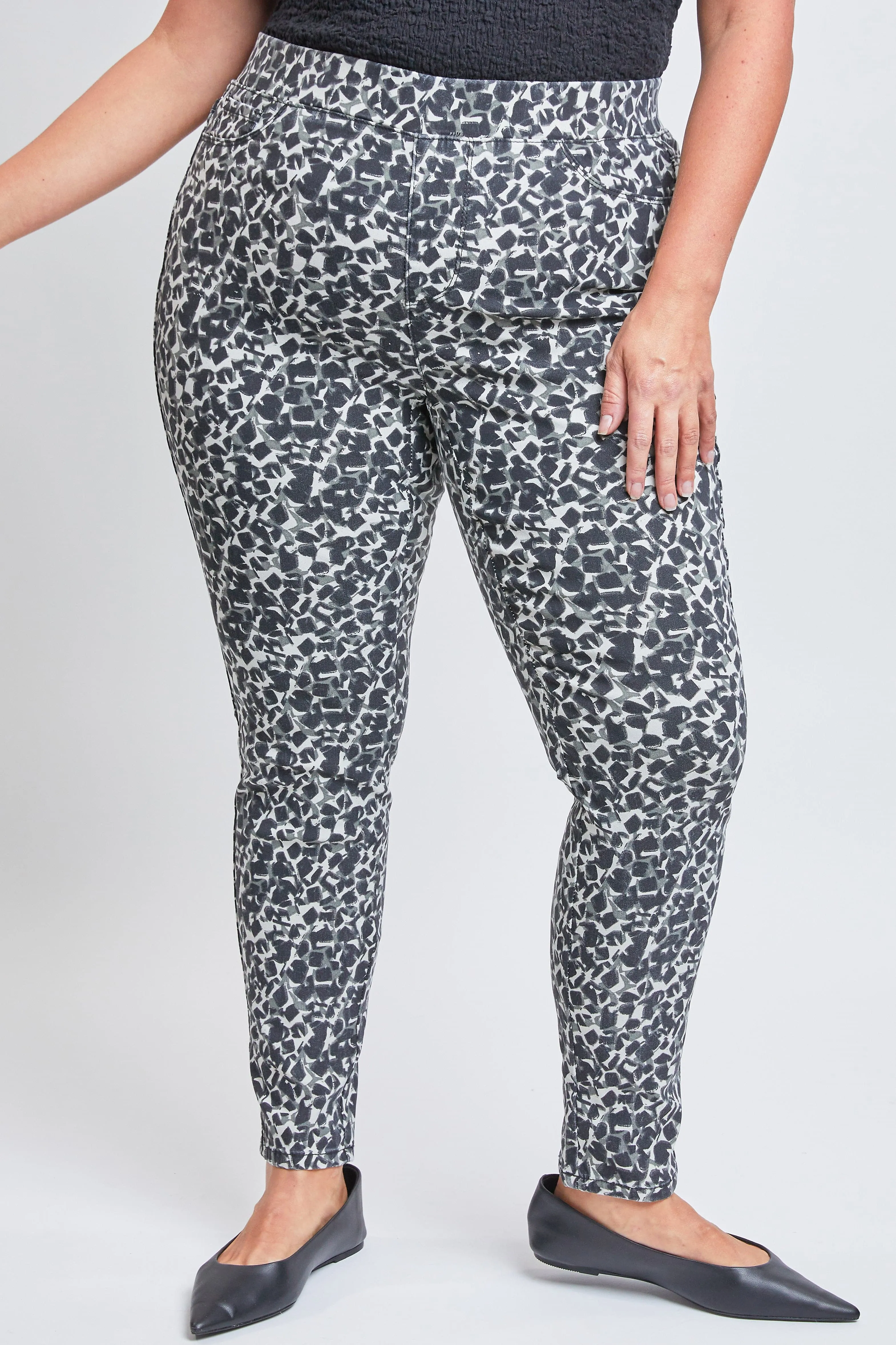 Women's Plus Size Mid Rise Jeggings sold by YMI product image thumbnail 3