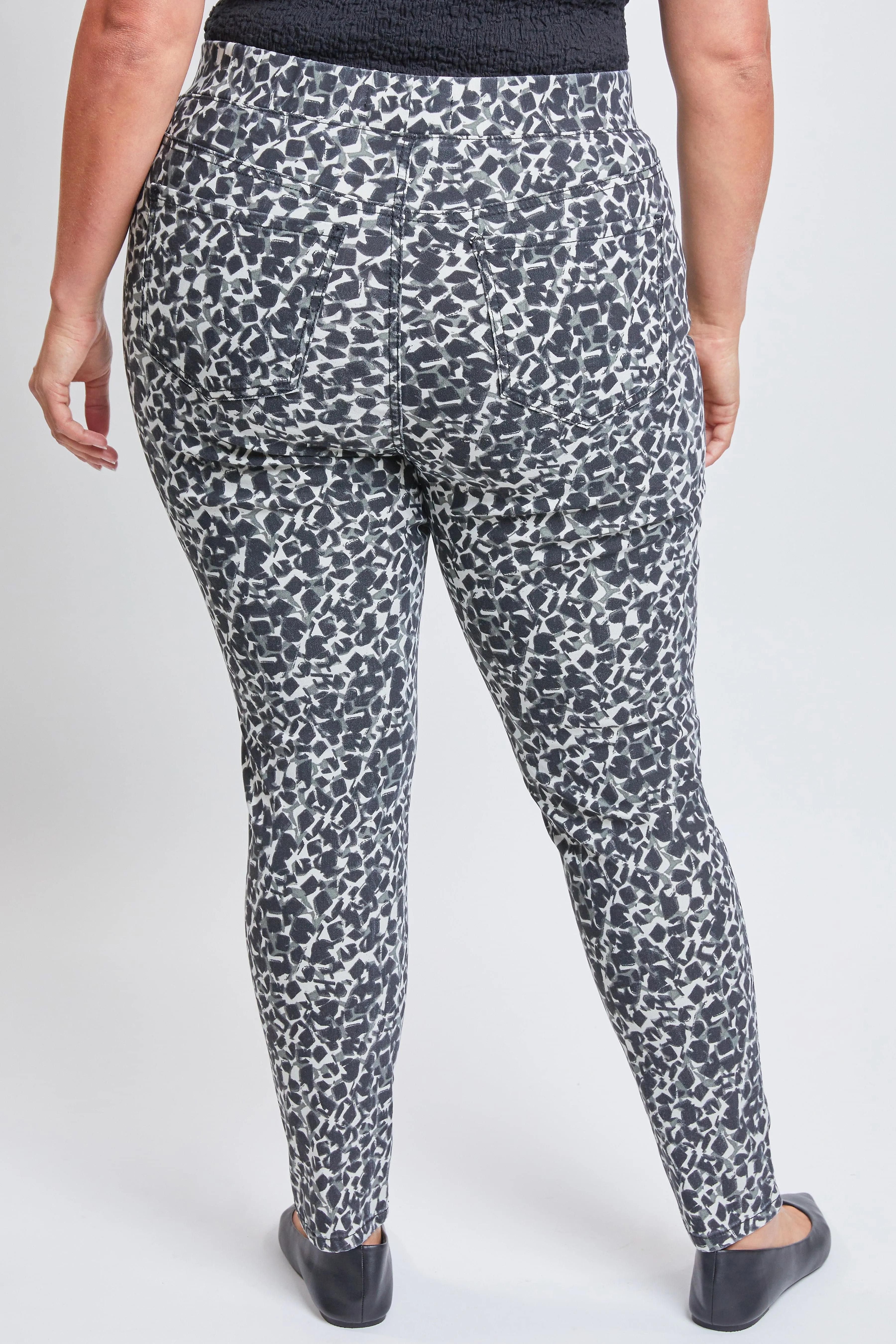 Women's Plus Size Mid Rise Jeggings sold by YMI product image thumbnail 4