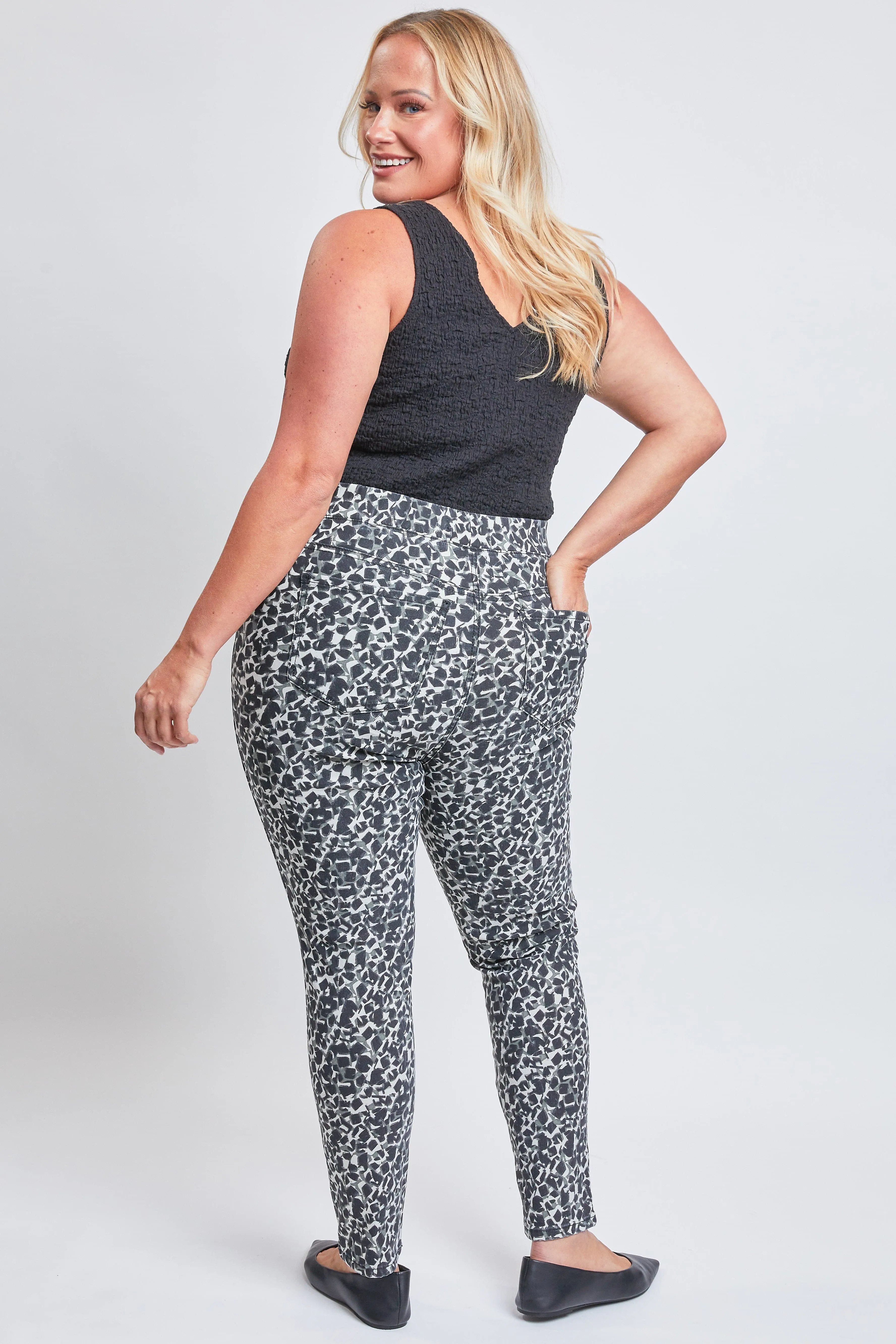 Women's Plus Size Mid Rise Jeggings sold by YMI product image thumbnail 5