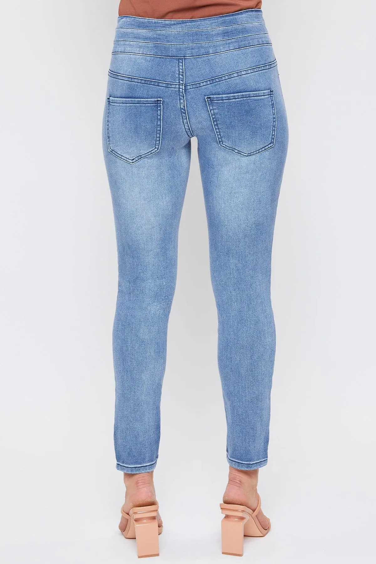 Women's Fashion First Mid Rise 3-Button Skinny Jeans sold by YMI product image thumbnail 5