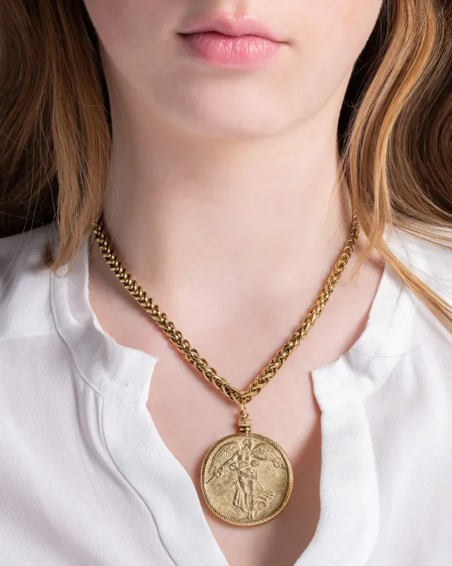 Adelia sold by Yochi