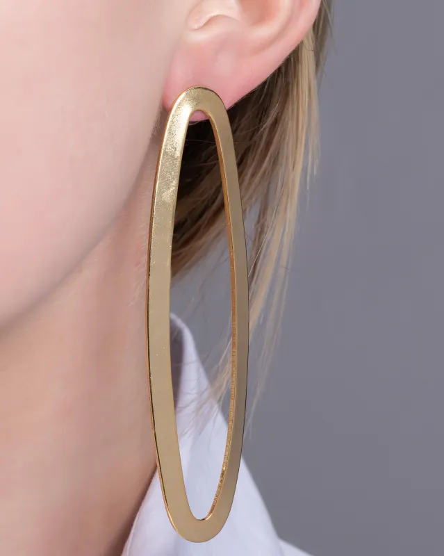 Larsen sold by Yochi