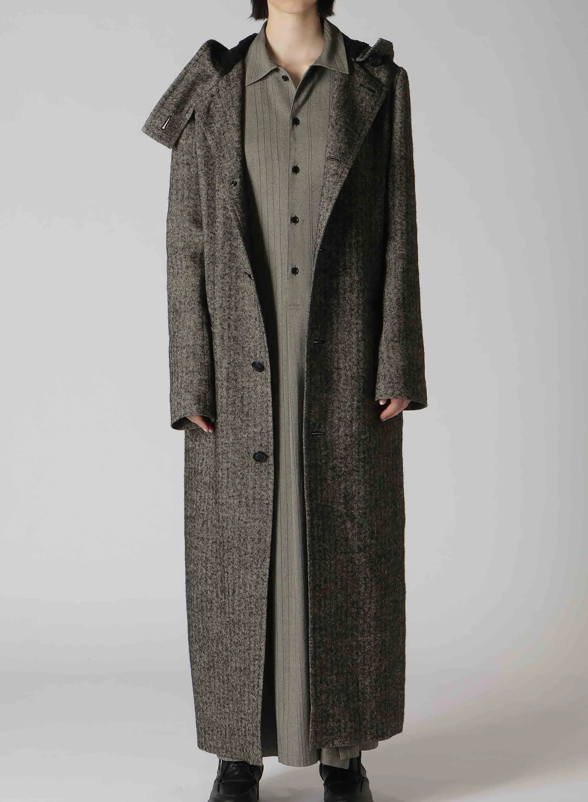 LINEN/WOOL RAISED HERRINGBONE LONG COAT WITH HOODIE sold by Yohji Yamamoto product image thumbnail 5