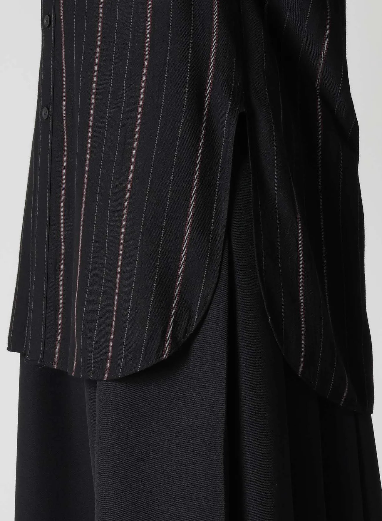 Ry TWILL ST BURGUNDY STRIPE ROUND HEM BLOUSE sold by Yohji Yamamoto product image thumbnail 5