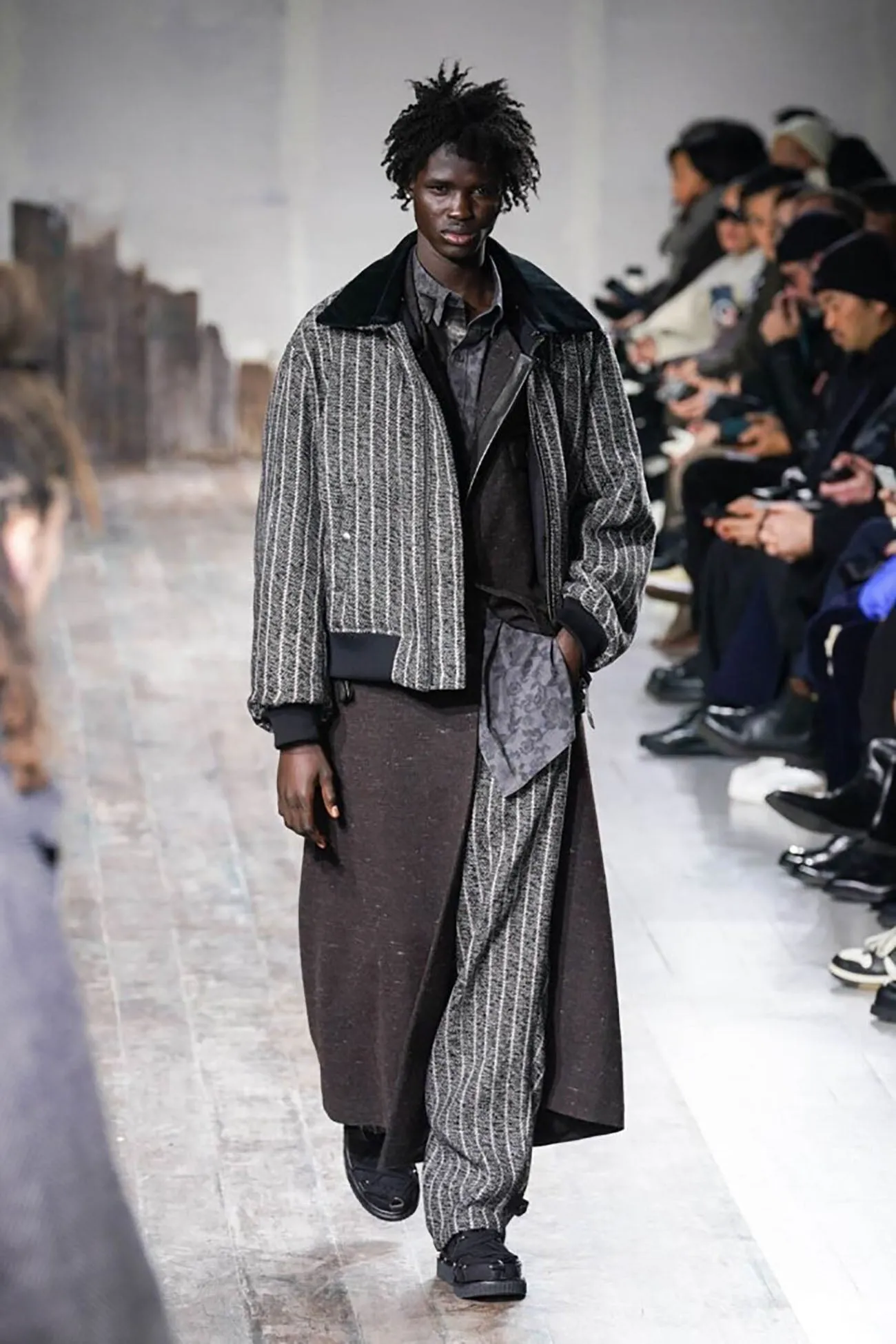 INK FLOWER DESIGN+LEATHR PANEL BLOUSE sold by Yohji Yamamoto product image thumbnail 2