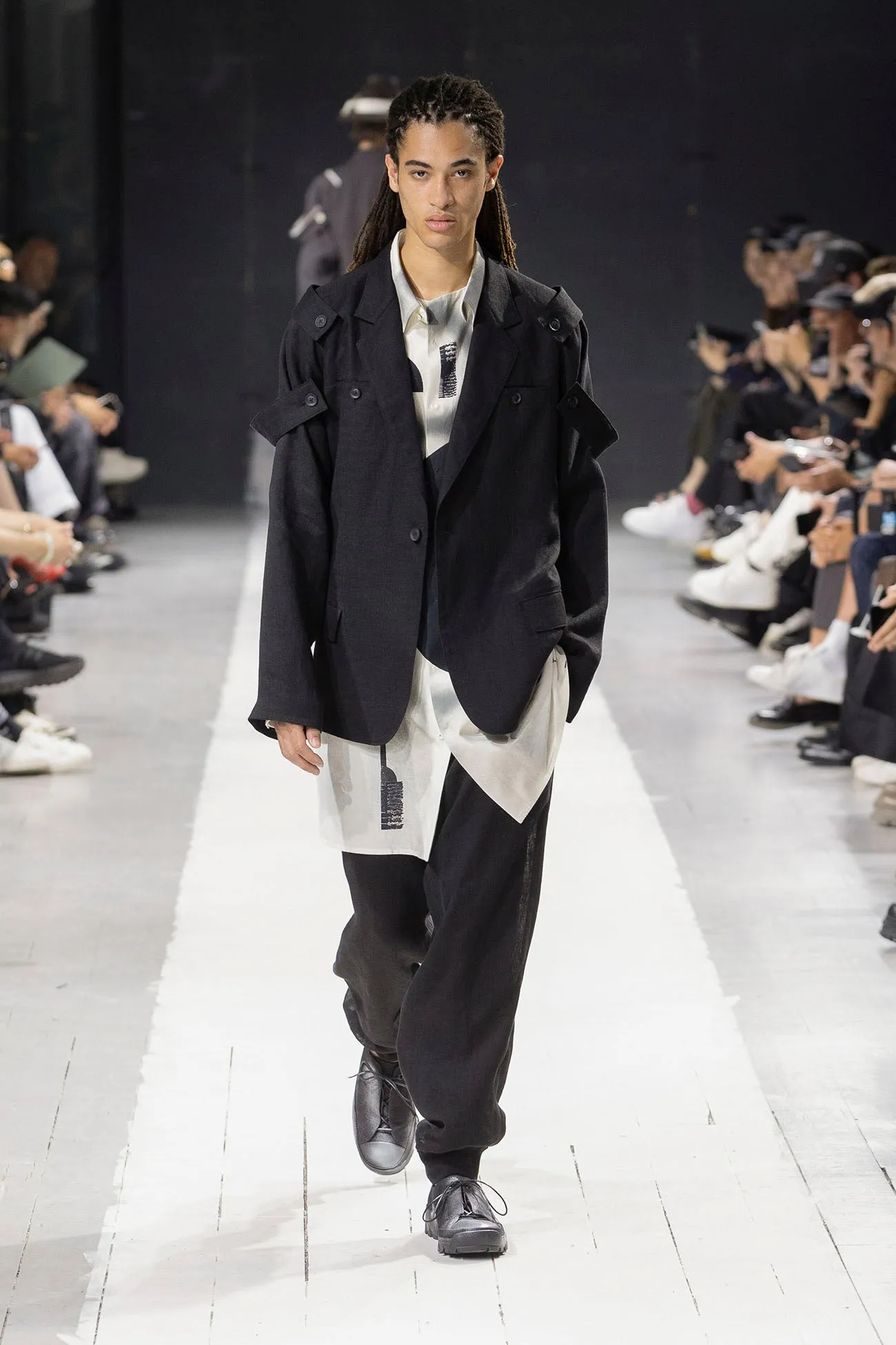 L VEIL LAWN R-RIBBED HEM PANTS sold by Yohji Yamamoto product image thumbnail 2