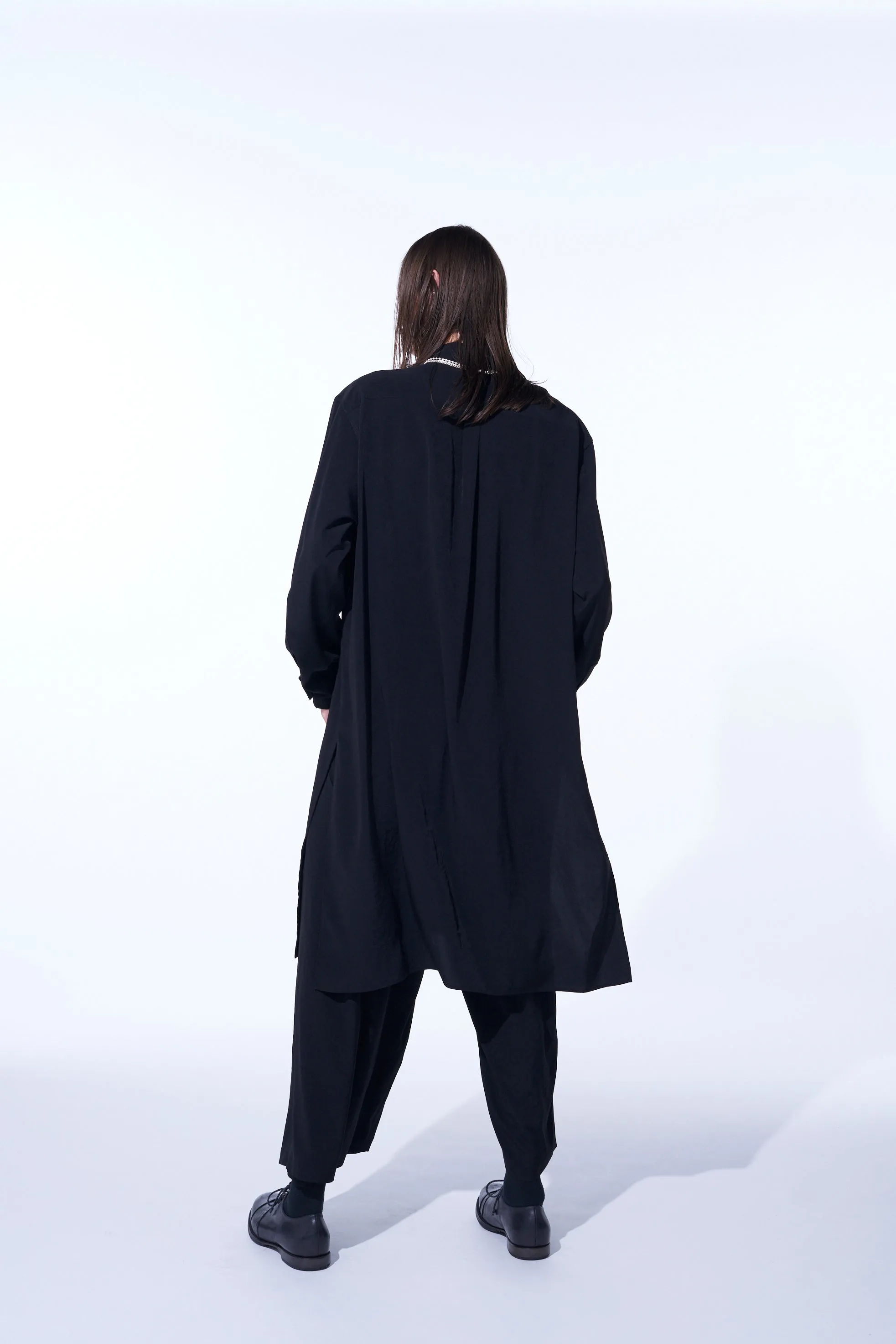 CREPE DE CHINE REGULAR COLLAR LOOSE FIT LONG SHIRT sold by Yohji Yamamoto product image thumbnail 4