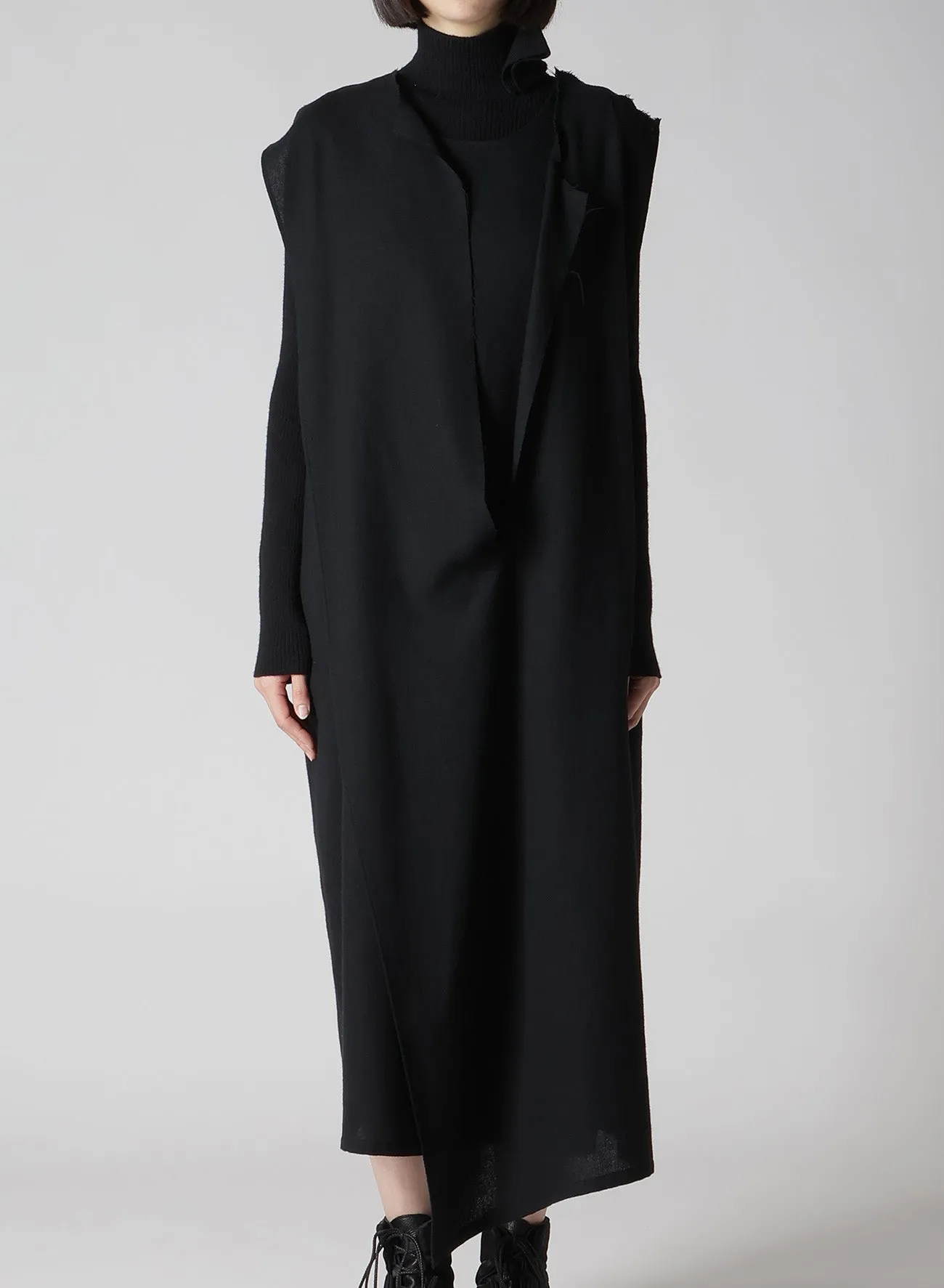 SOFT TWISTED WOOL VIYELLA DRAPE SLEEVELESS DRESS sold by Yohji Yamamoto product image thumbnail 4