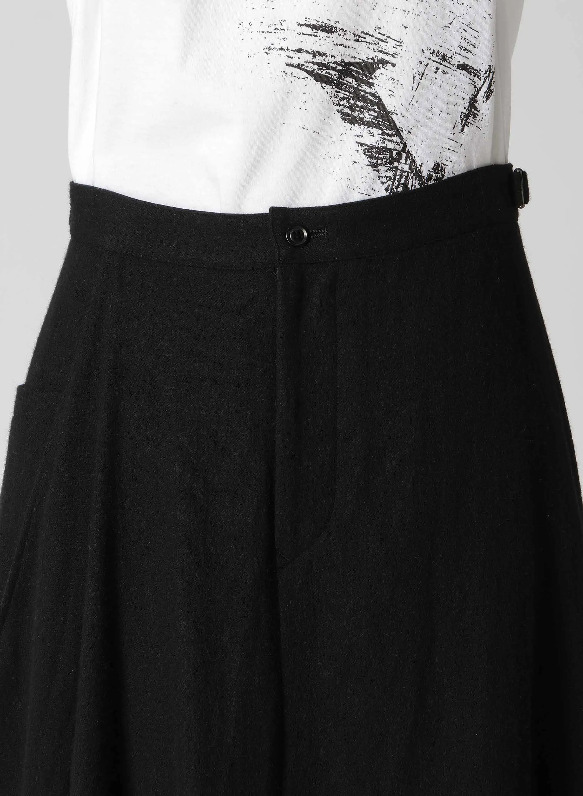 WOOL FLANNEL FLARE SKIRT sold by Yohji Yamamoto product image thumbnail 5