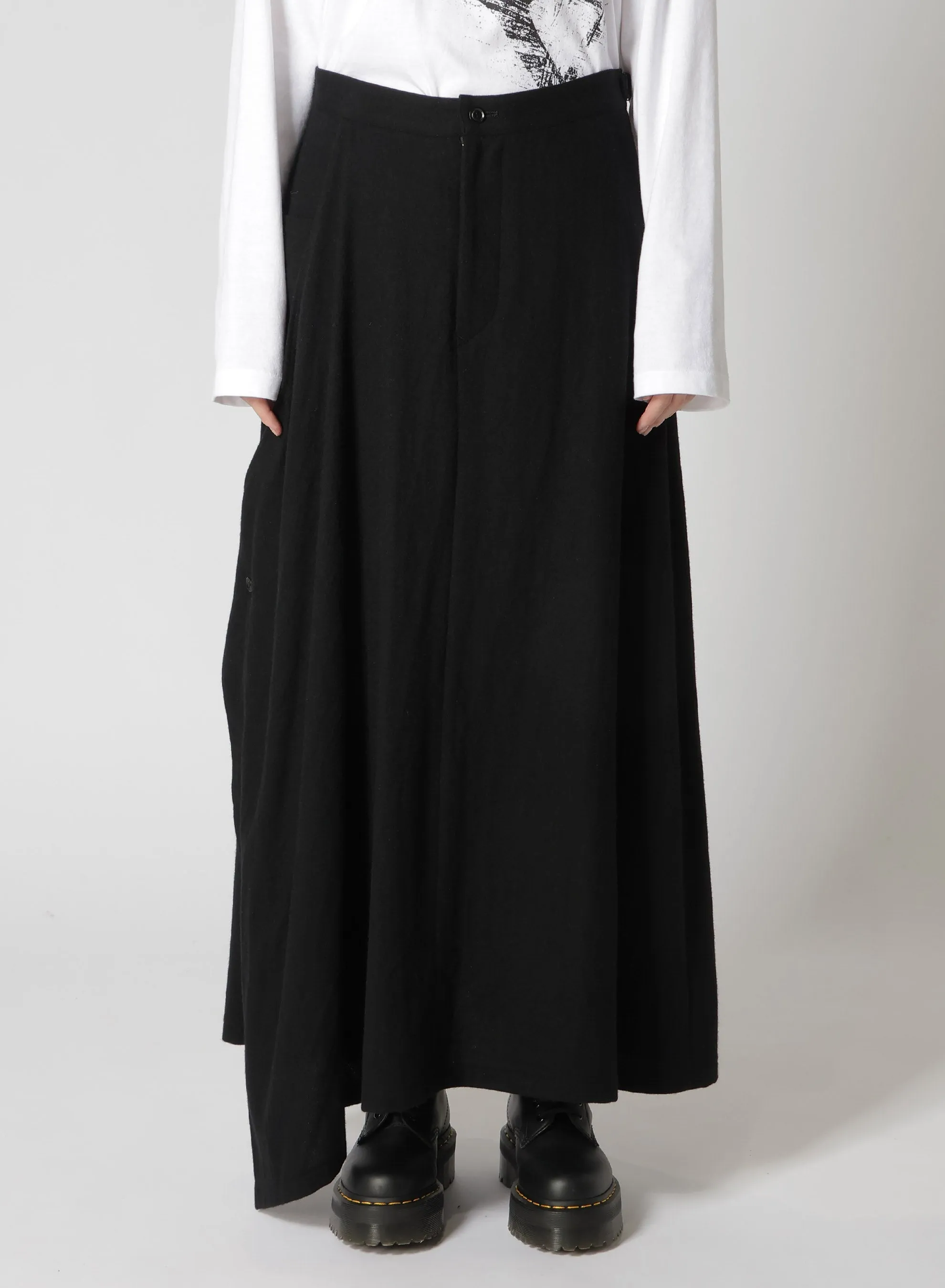 WOOL FLANNEL FLARE SKIRT sold by Yohji Yamamoto product image thumbnail 4