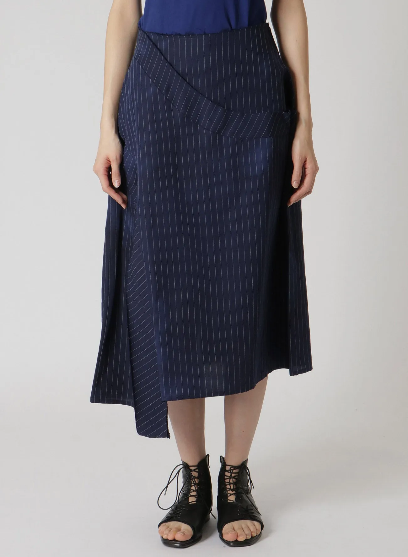 LINEN/COTTON PIN-STRIPED UNEVENLY DYED FLARED SKIRT sold by Yohji Yamamoto product image thumbnail 4