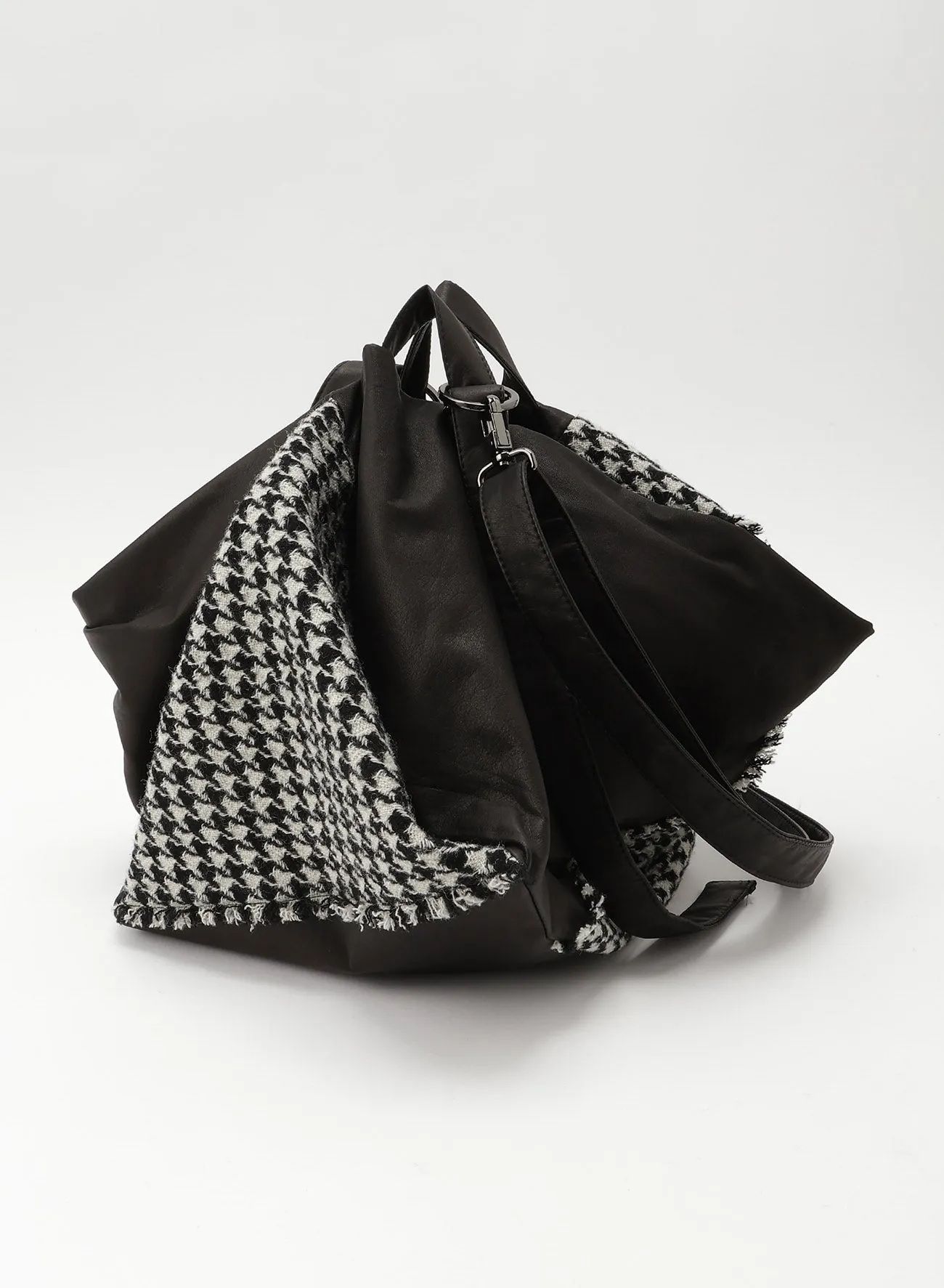 TULIPS sold by Yohji Yamamoto product image thumbnail 2