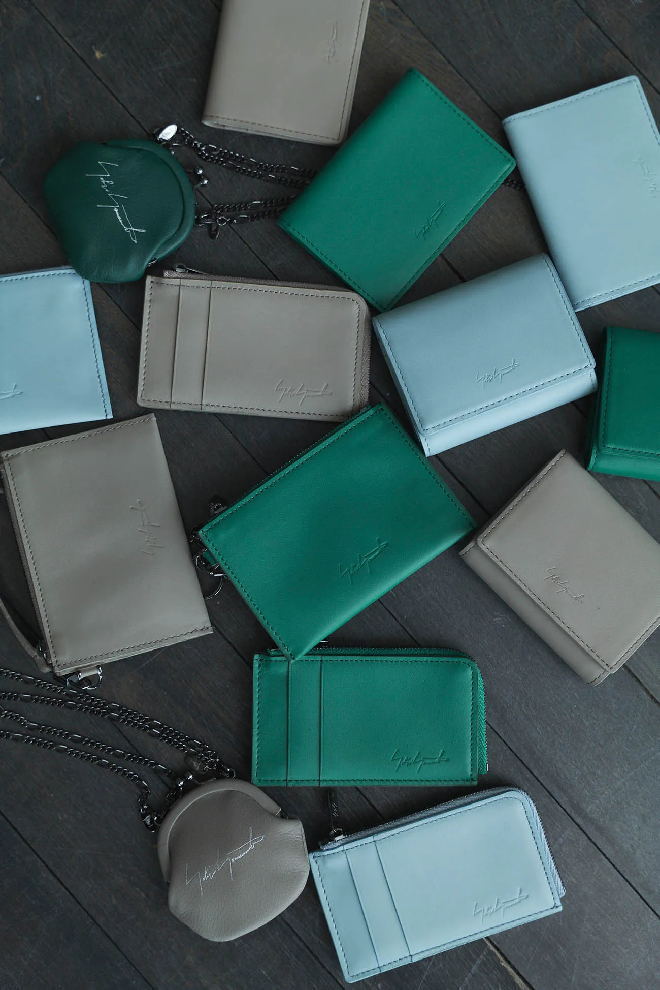 Compact sold by Yohji Yamamoto product image thumbnail 3