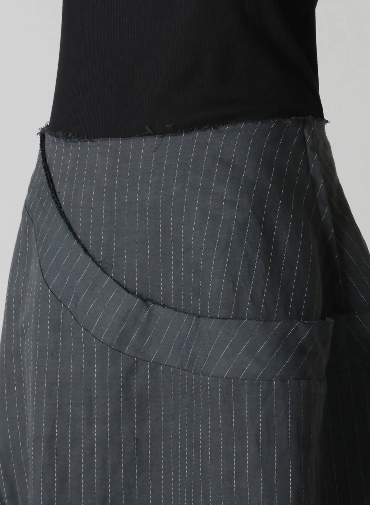 LINEN/COTTON PIN-STRIPED UNEVENLY DYED FLARED SKIRT sold by Yohji Yamamoto product image thumbnail 5