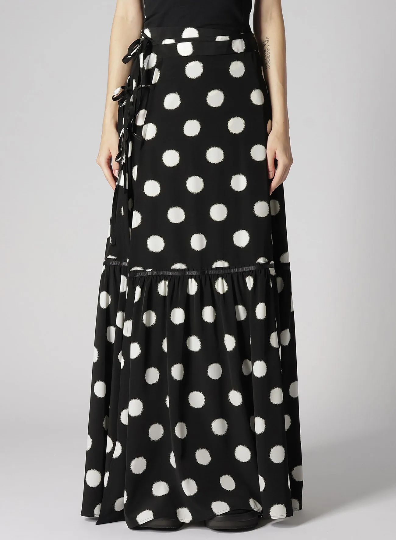 SMALL POLKA DOT CRAPE DE CHINE TEARED SKIRT sold by Yohji Yamamoto product image thumbnail 5