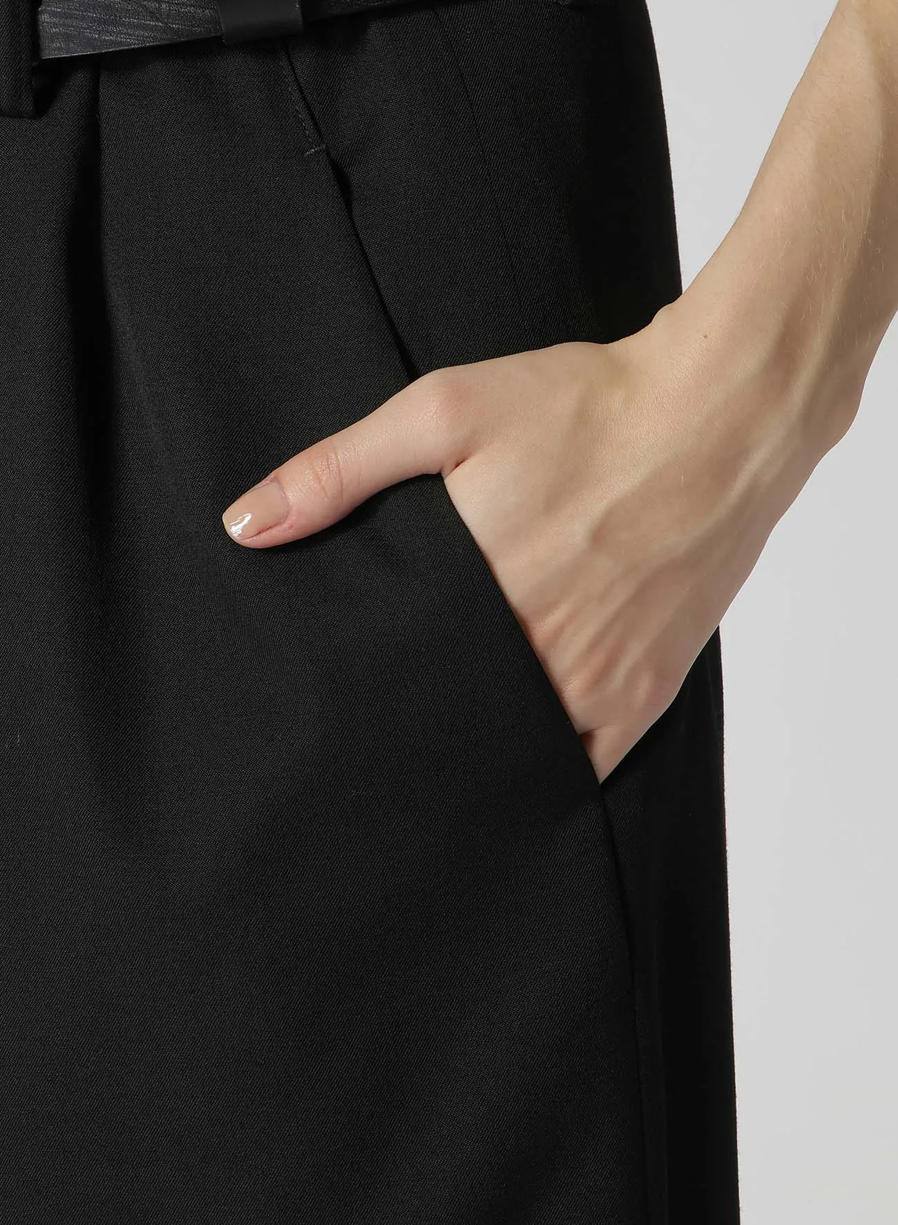 WOOL GABARDINE HIGH WAIST BELTED PANTS sold by Yohji Yamamoto product image thumbnail 5