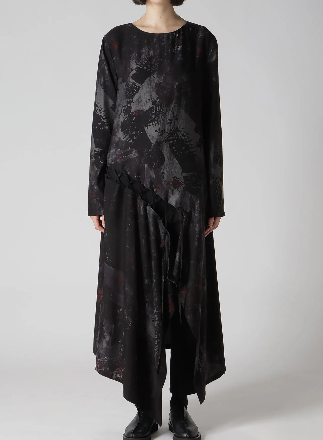 CU/ TWILL STEPPED ON FLOWER PT LACE UP DRESS sold by Yohji Yamamoto product image thumbnail 4