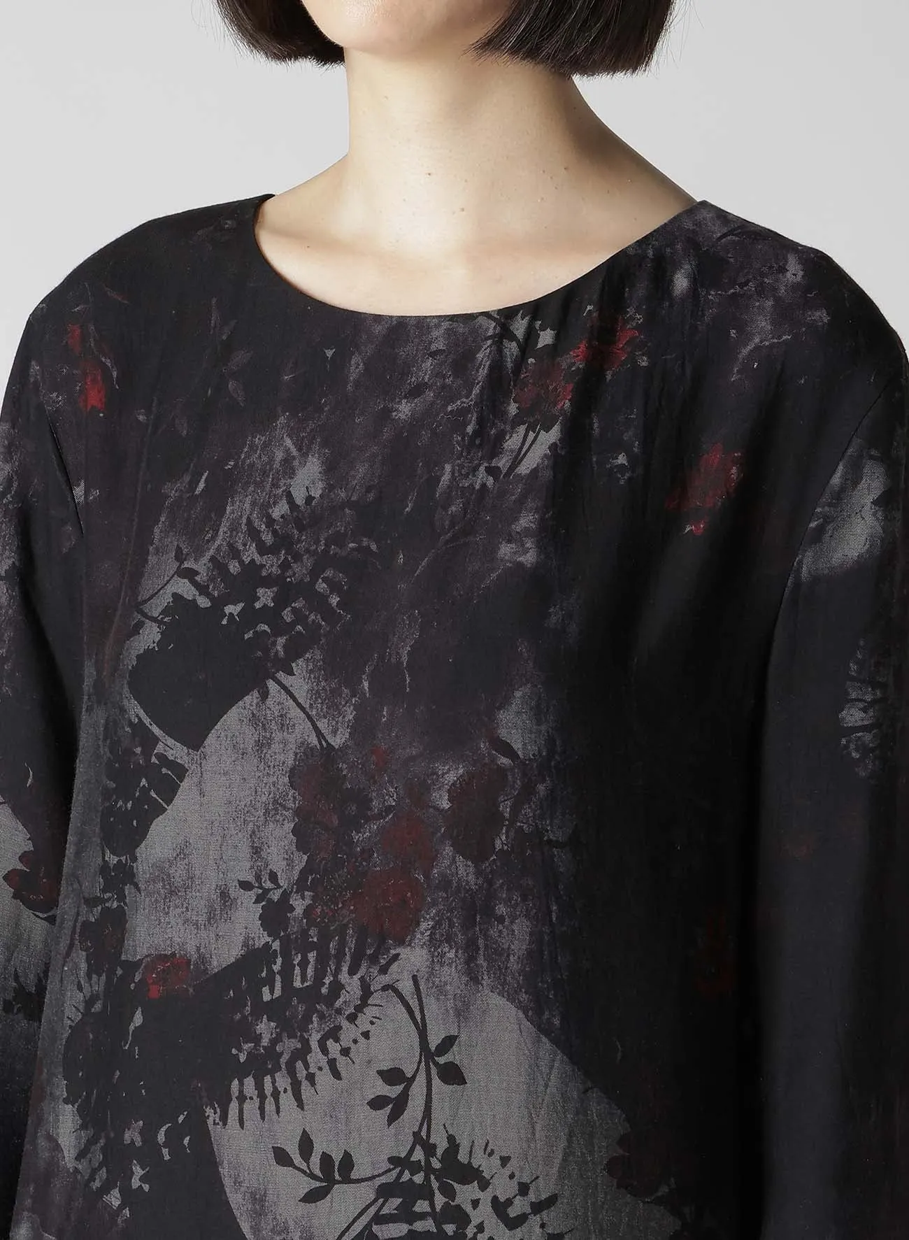 CU/ TWILL STEPPED ON FLOWER PT LACE UP DRESS sold by Yohji Yamamoto product image thumbnail 5