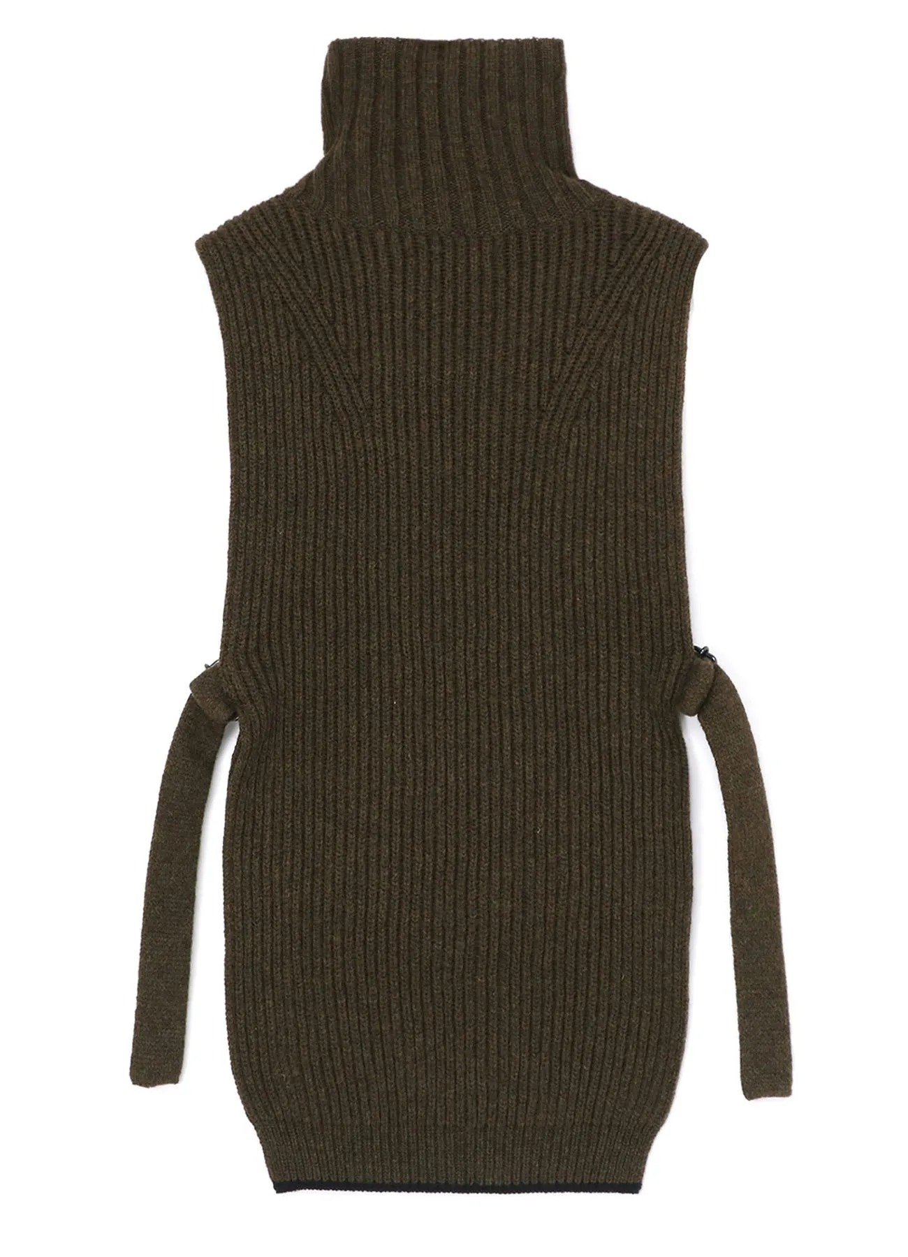BUTTON-UP NECK DETAIL LAMBSWOOL BIB sold by Yohji Yamamoto product image thumbnail 3