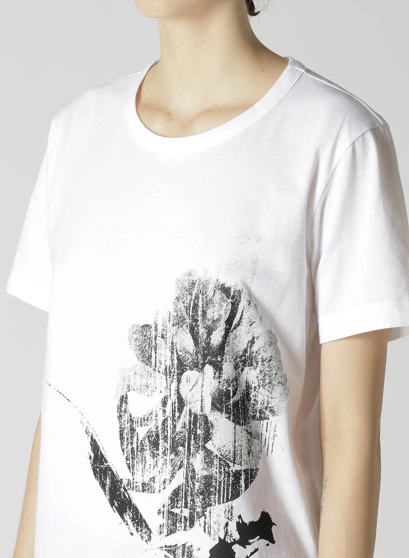 COTTON JERSEY FLOWER PRINT ROUND NECK T sold by Yohji Yamamoto product image thumbnail 5