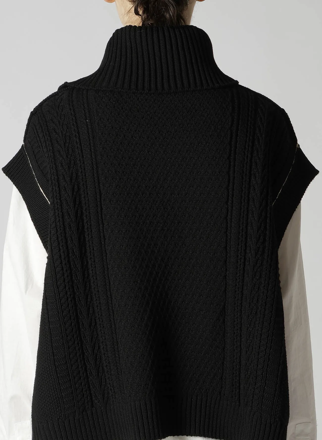 7G1P ALAN KNIT VEST sold by Yohji Yamamoto product image thumbnail 5