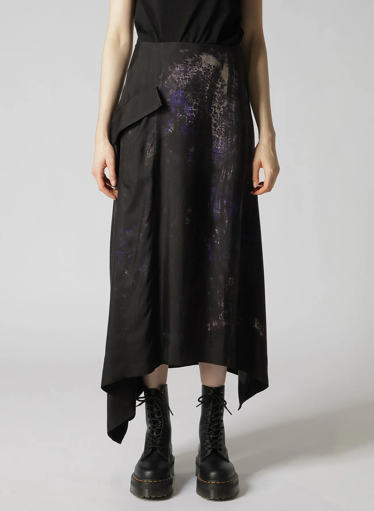 CUPRO FLOWER PATTERN CUT OFF POCKET SKIRT sold by Yohji Yamamoto product image thumbnail 4