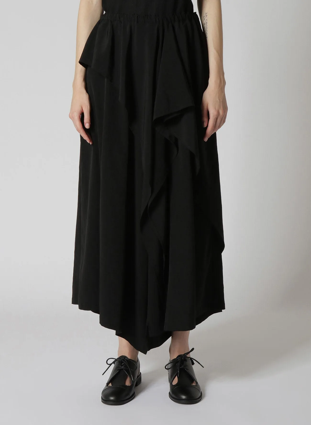 CREPE de CHINE RUFFLE PANTS sold by Yohji Yamamoto product image thumbnail 4