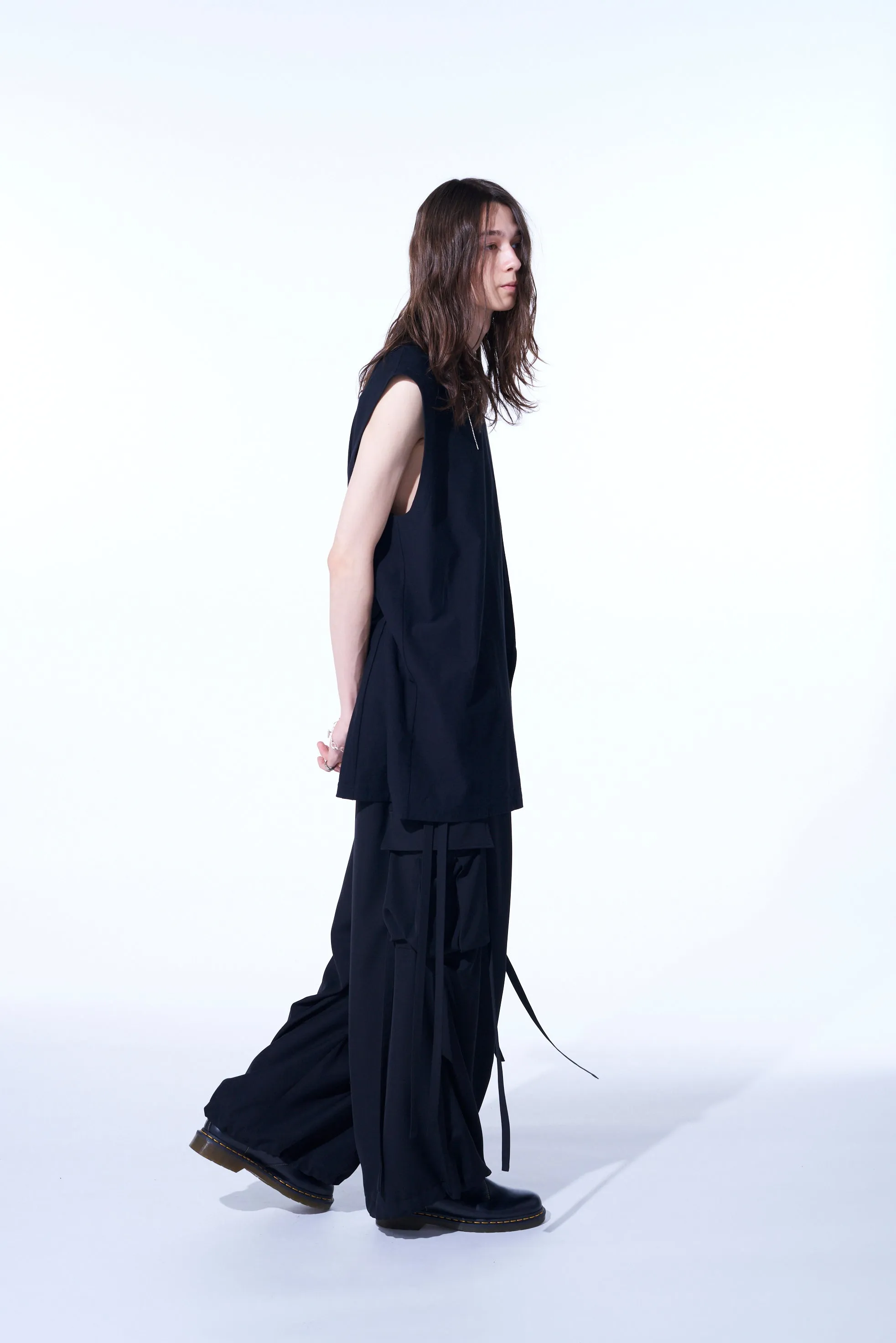 COTTON JERSEY VERTICALLY GRAFTED SLEEVELESS TOP WITH HEM SLIT sold by Yohji Yamamoto product image thumbnail 5