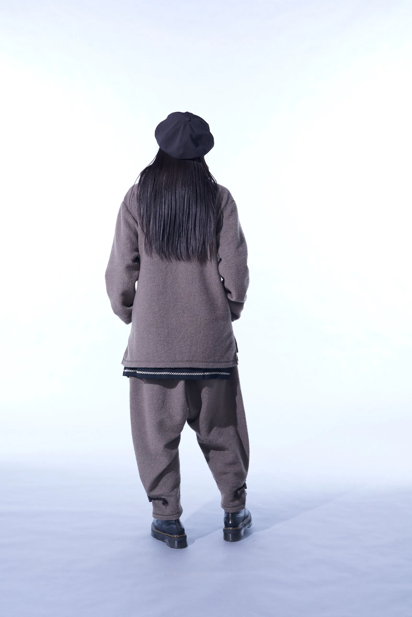 PE/W SLIVER JERSEY SARUEL PANTS WITH TOGGLE BUTTONS AT HEM sold by Yohji Yamamoto product image thumbnail 4