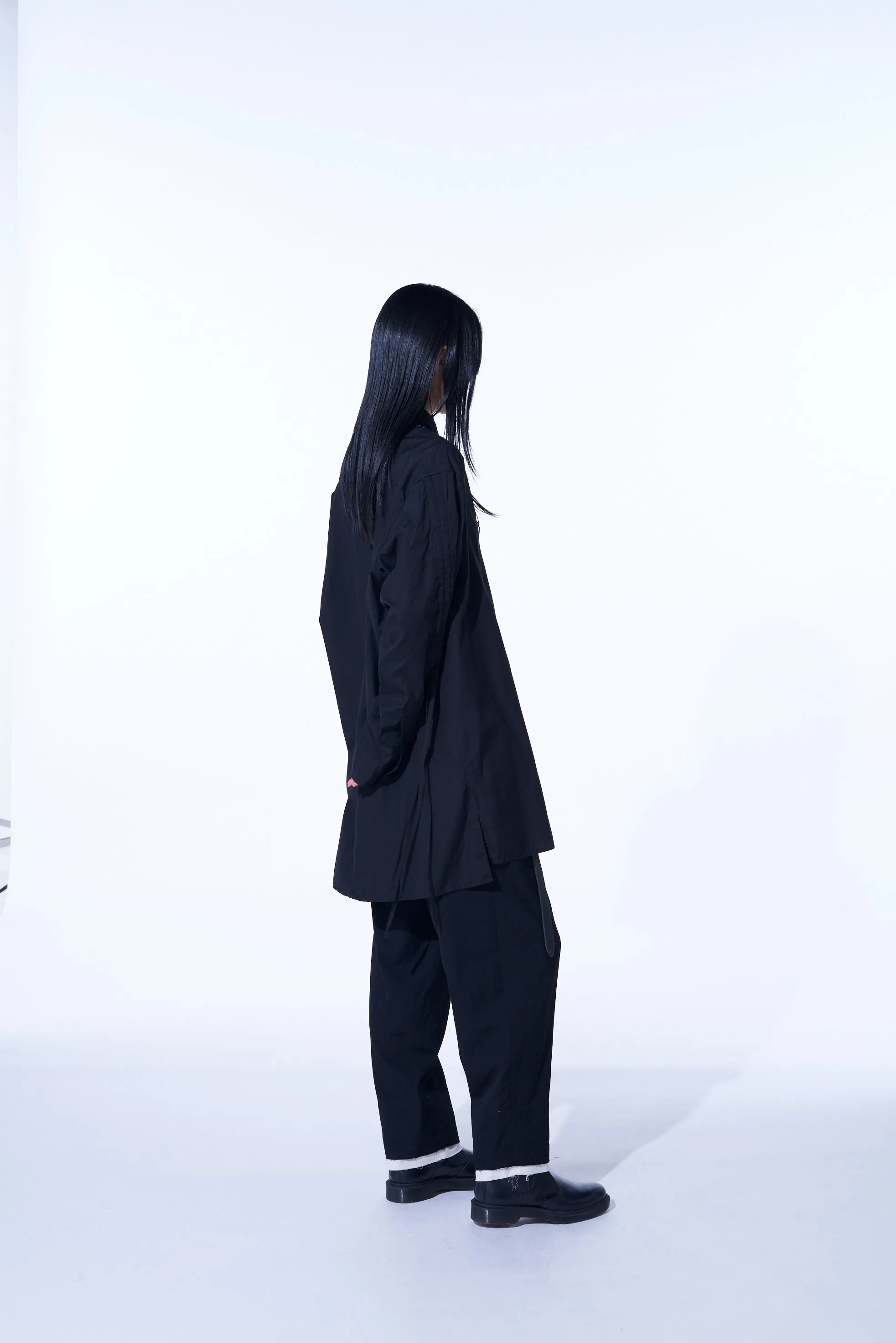 COTTON BROAD CLOTH OVERSIZED SHIRT WITH GATHERED STRINGS sold by Yohji Yamamoto product image thumbnail 5