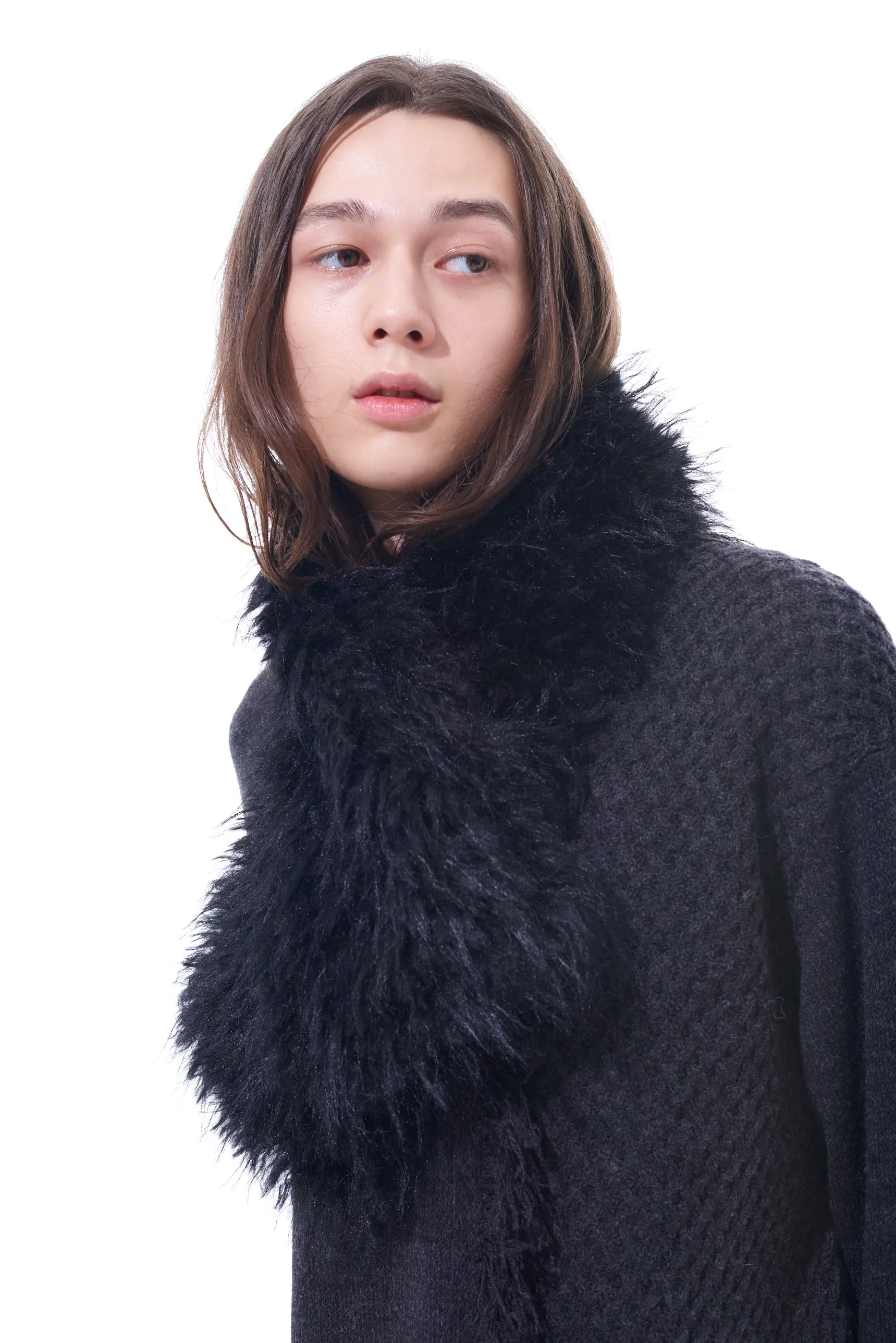 SHAGGY FUR NECK WARMER sold by Yohji Yamamoto product image thumbnail 2