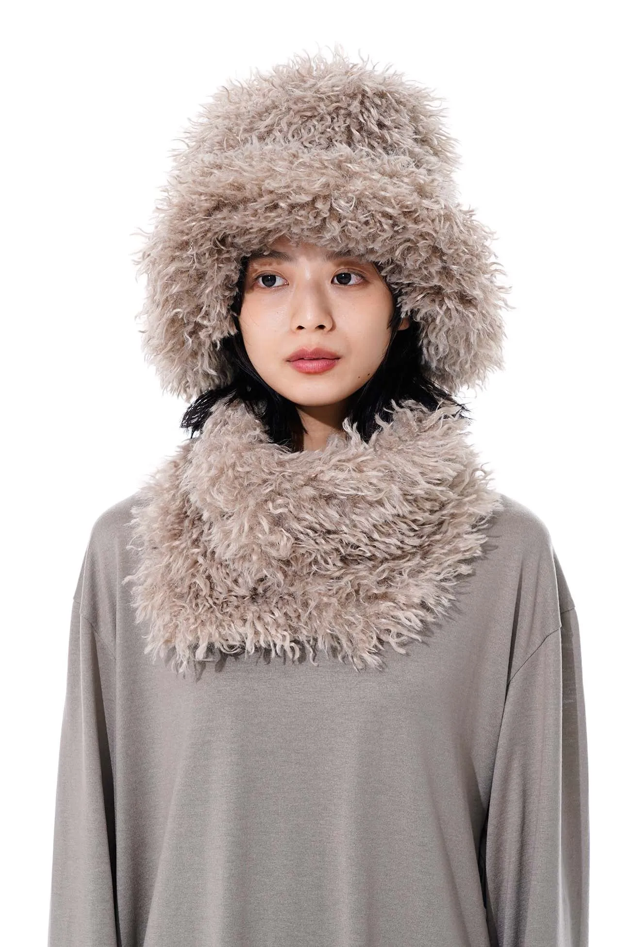 POUDRE ECO FUR NECK WARMER sold by Yohji Yamamoto product image thumbnail 2