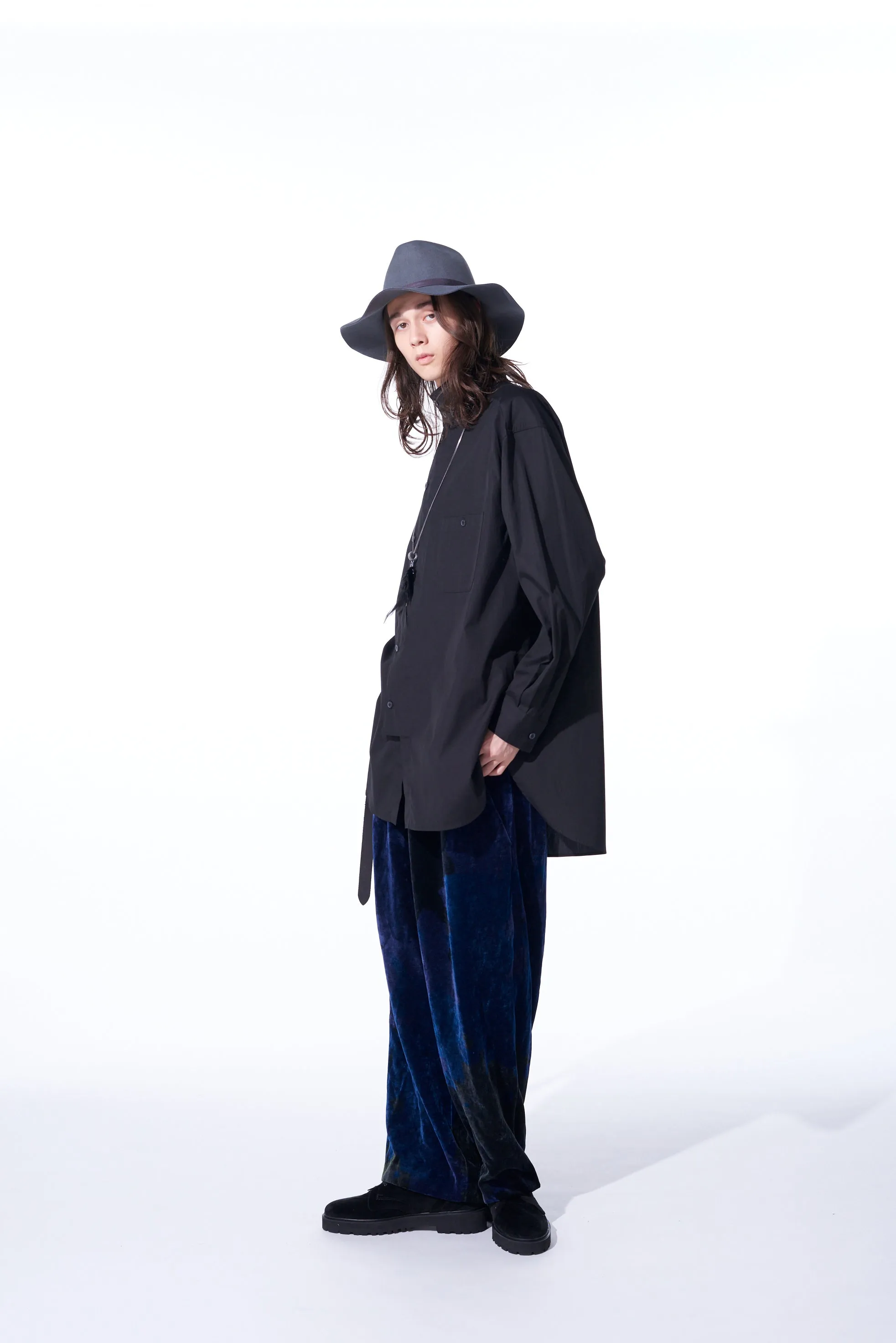 TIE-DYE VELVET SUSPENDER PANTS WITH TRIANGLE GUSSET sold by Yohji Yamamoto product image thumbnail 2