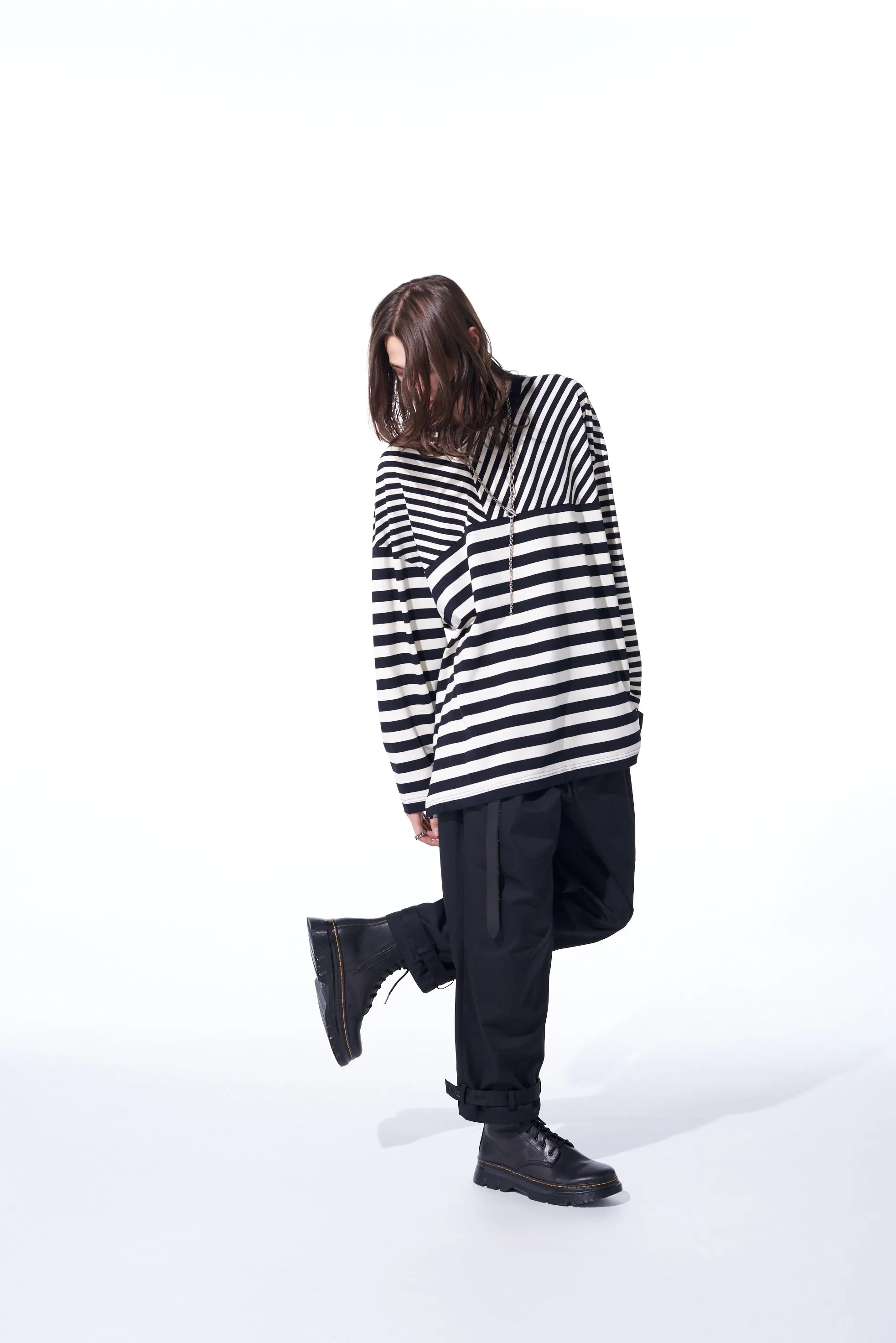 PE/COTTON TWILL KNEE-PADS STITCH DESIGN PANTS WITH BELTED HEMS sold by Yohji Yamamoto product image thumbnail 4