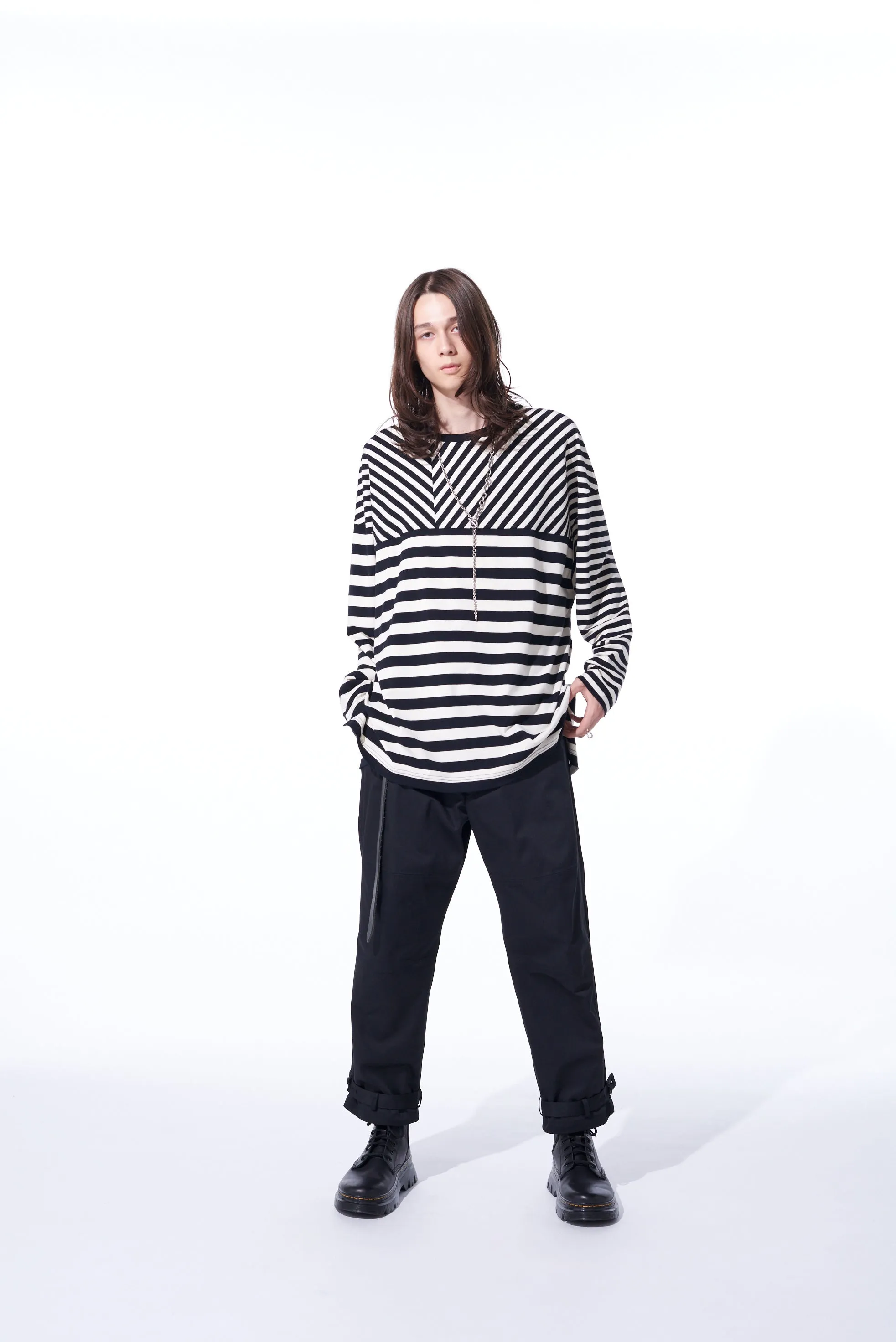 PE/COTTON TWILL KNEE-PADS STITCH DESIGN PANTS WITH BELTED HEMS sold by Yohji Yamamoto product image thumbnail 2