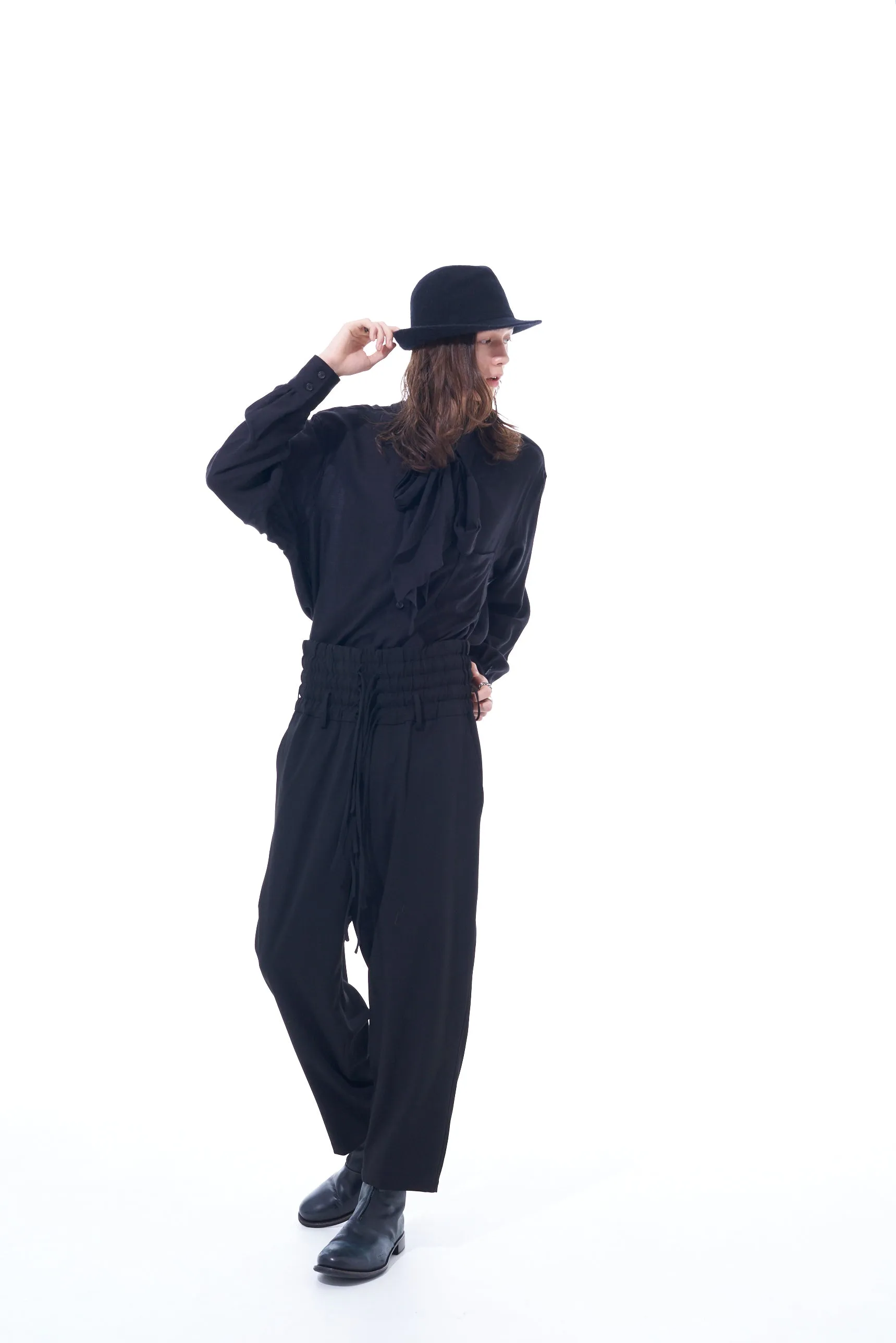 PE/RAYON GABARDINE STRETCH SHIRRING AND LACES WAIST PANTS sold by Yohji Yamamoto product image thumbnail 3