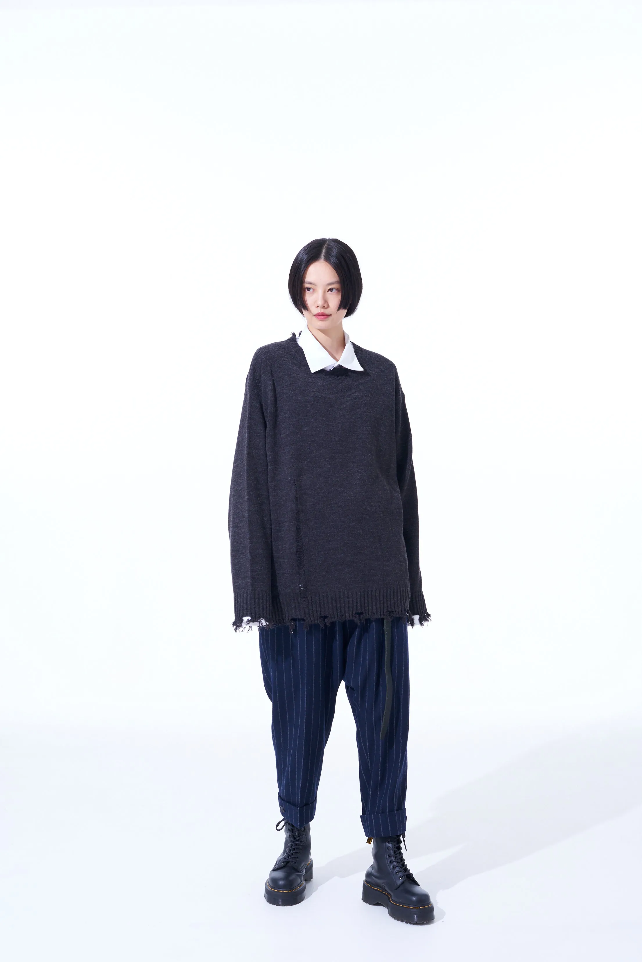 7G BULKY WOOL DAMAGE ROUND NECK PULLOVER sold by Yohji Yamamoto product image thumbnail 2