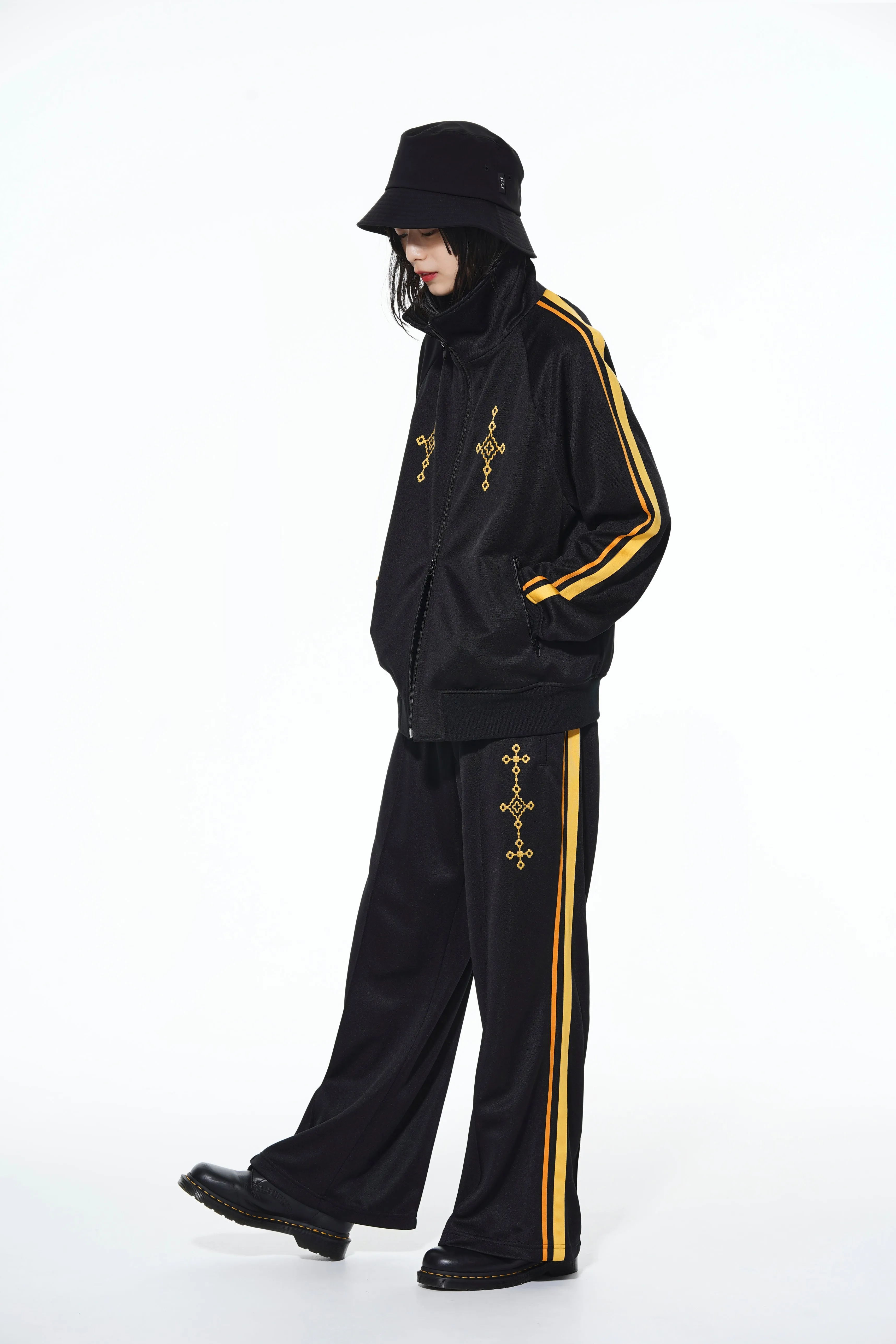 PE/SMOOTH JERSEY GEOMETRIC PATTERN EMBROIDERY SIDE TAPE LINE FLARE PANTS sold by Yohji Yamamoto product image thumbnail 3